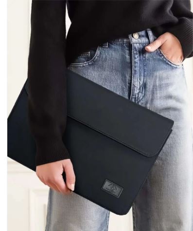 MetroFlip Magnetic Laptop Sleeve