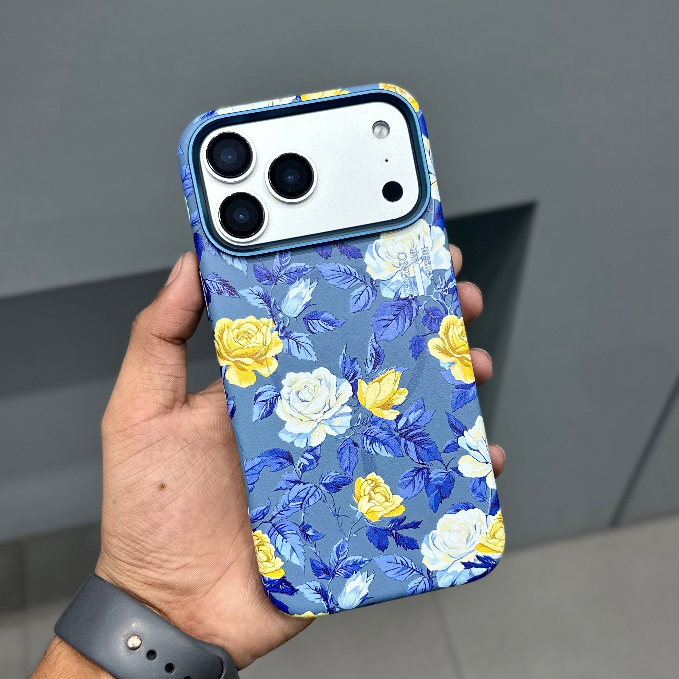 ONEGIF FLORAL EMPRESS EDITION MAGSAFE CASE - BLUE 2.0 ( No. 2691 ) Mobile Case by CoverMeUp