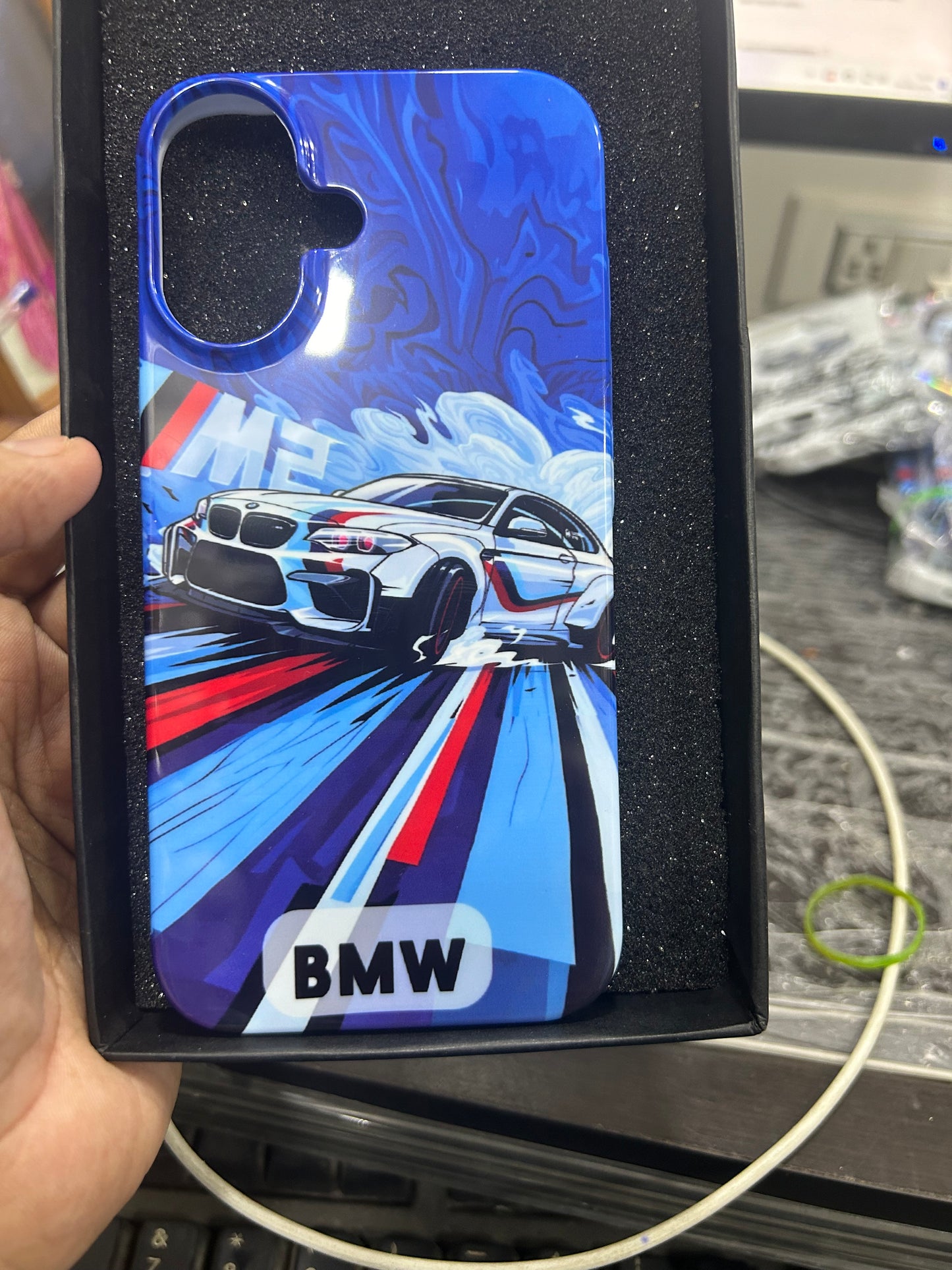 CAR BRAND LOGO LINER PRINT PC CASE FOR IPHONE 16