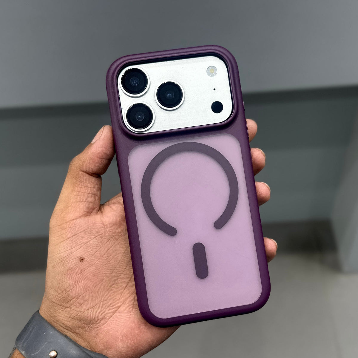 CMAQ DUSK MAGSAFE - BURGUNDY ( No. 4018 )