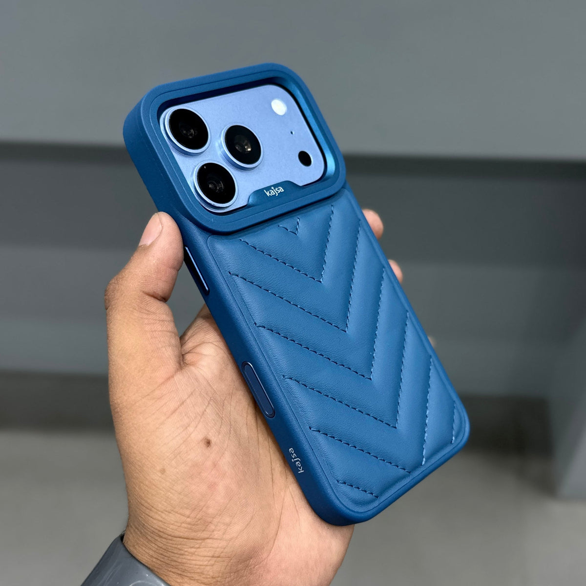 KAJSA VELVET ARMOR BLUE CASE ( No. 3966 )