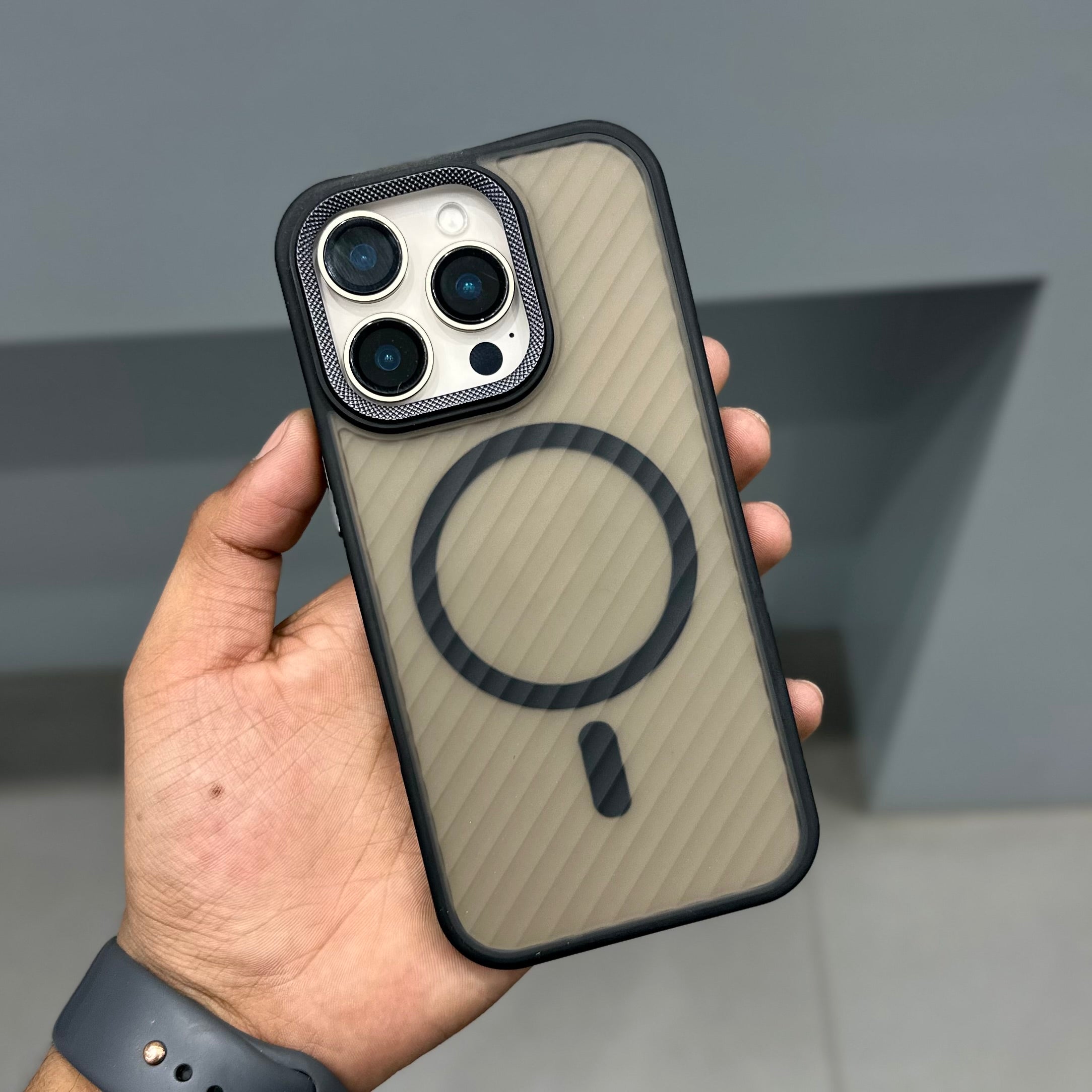 ULINE MATT MAG CASE - BLACK ( No. 3209 ) Mobile Case by CoverMeUp