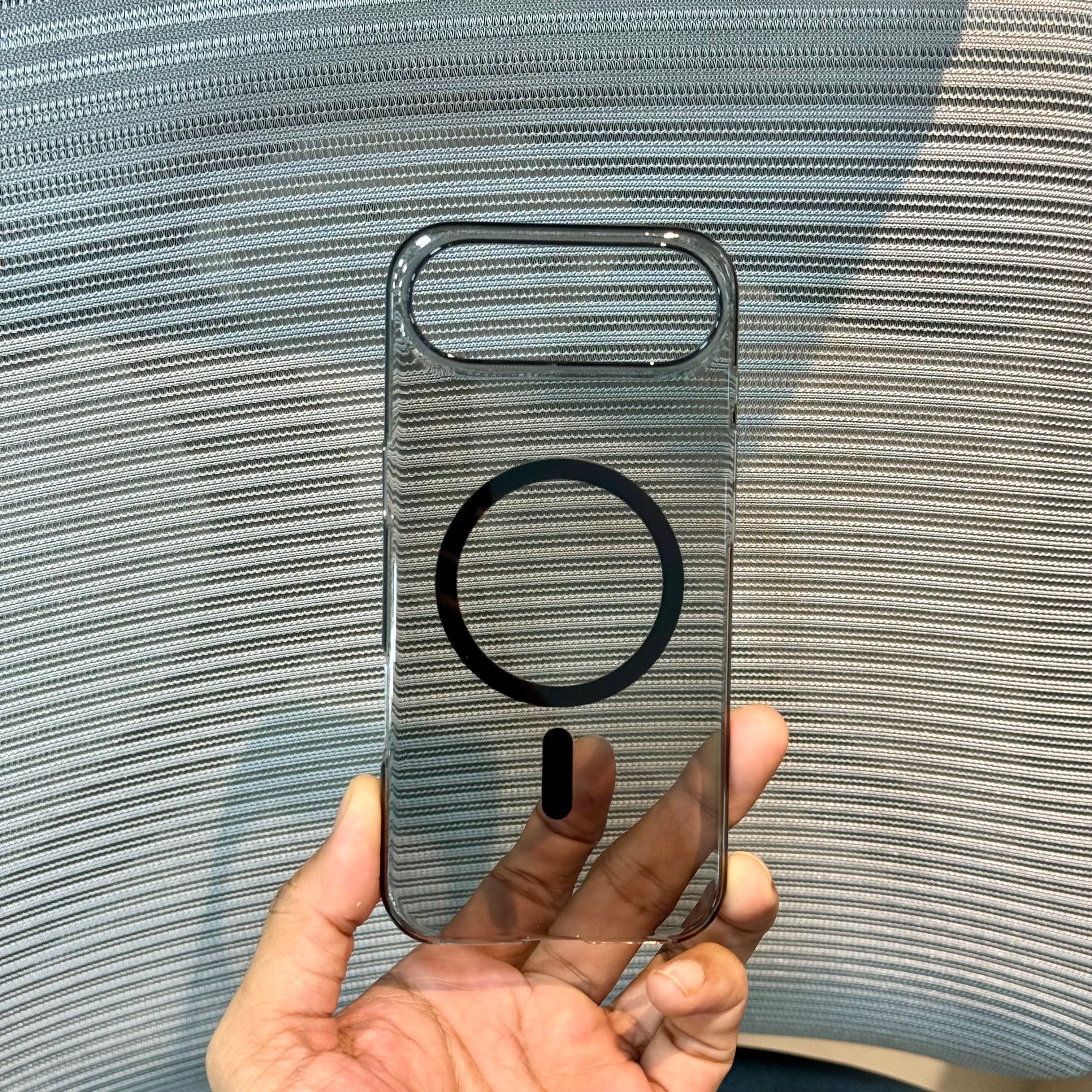 Protective Apple iPhone Back Cover - PureMag Anti-Yellow iPhone 17 Case - Style 6