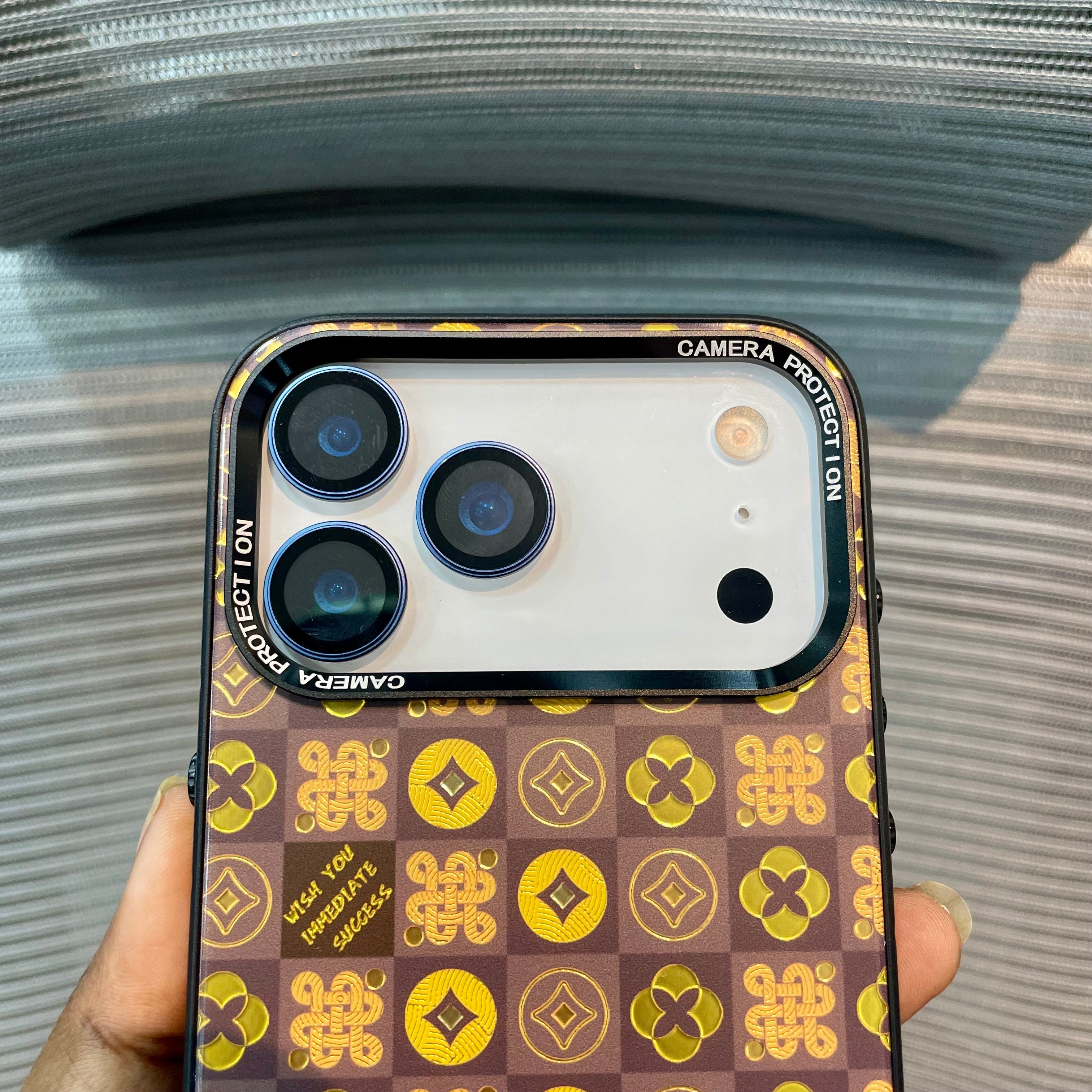 NoirÉlite MagSafe iPhone Case