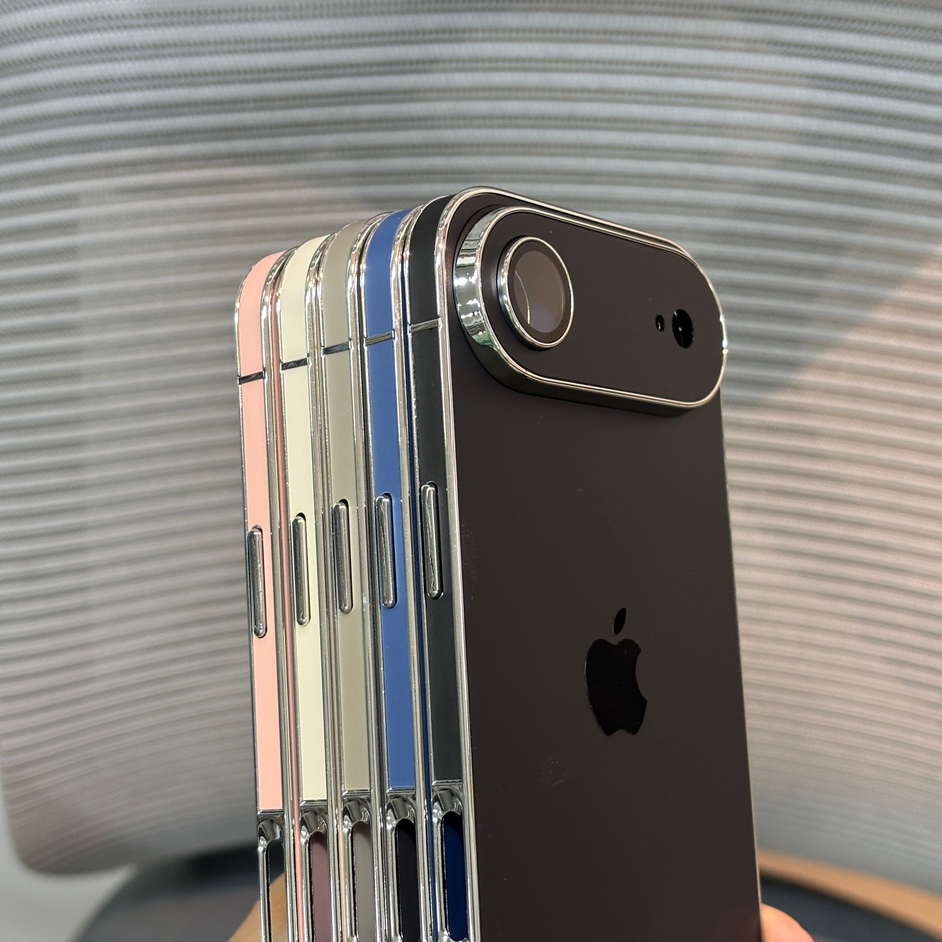 Protective Apple iPhone Back Cover - SilverLine iPhone 16 Pro Case - Style 6