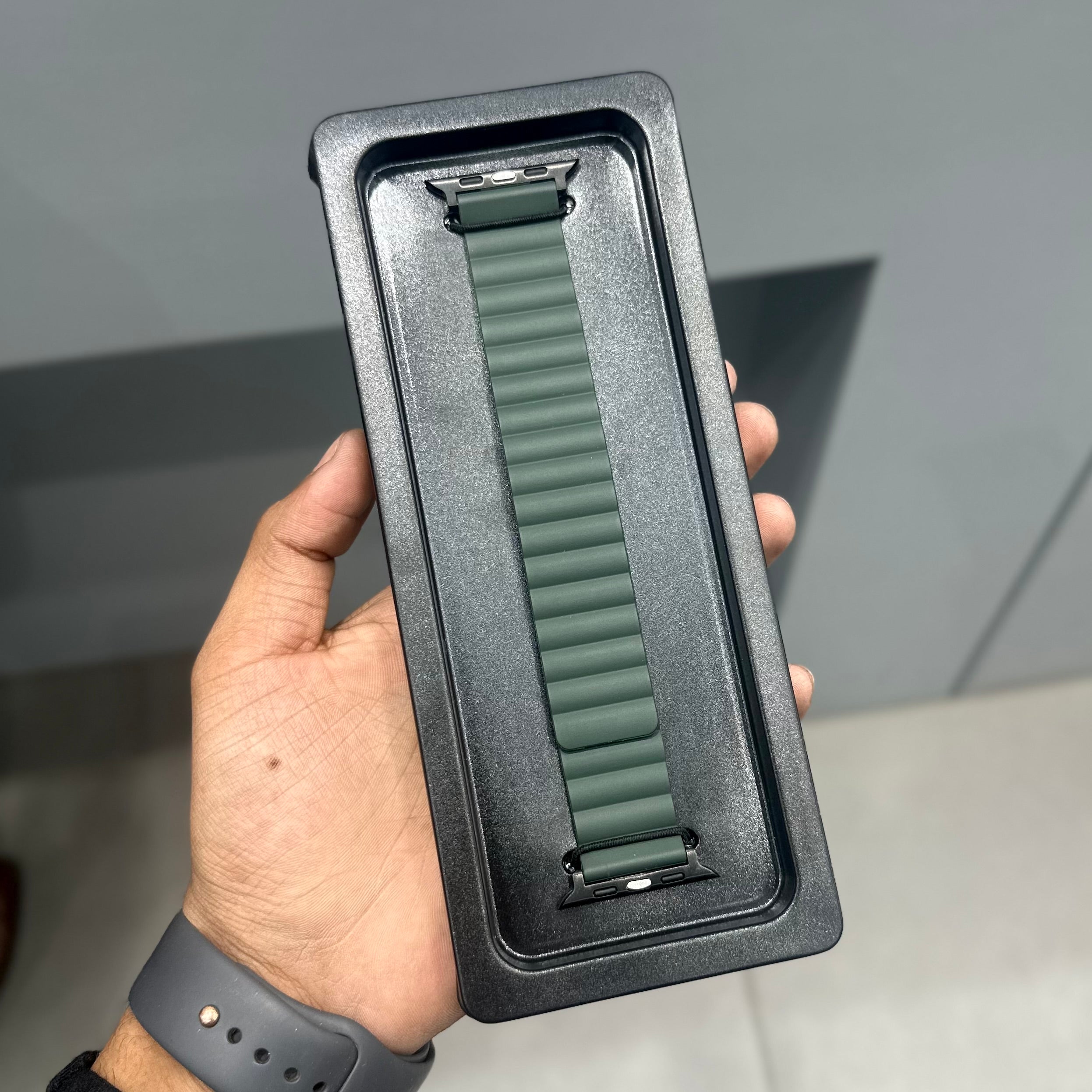 KEEPHONE DUAL MAG - GREEN BEIGE ( No. 2893 ) Mobile Case by CoverMeUp