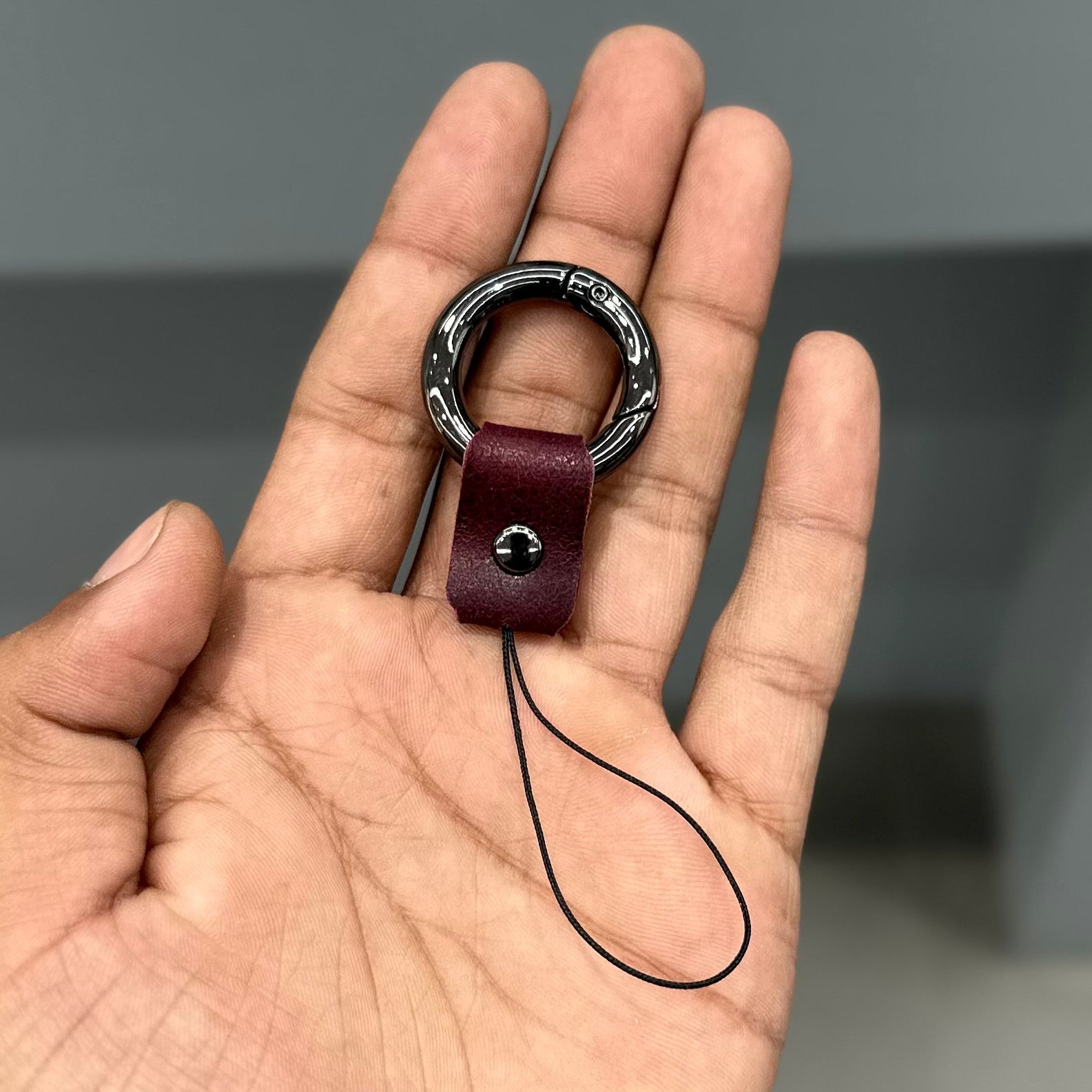 ONE GIF AIRPODS CASE - WINE RED ( No. 3436 )