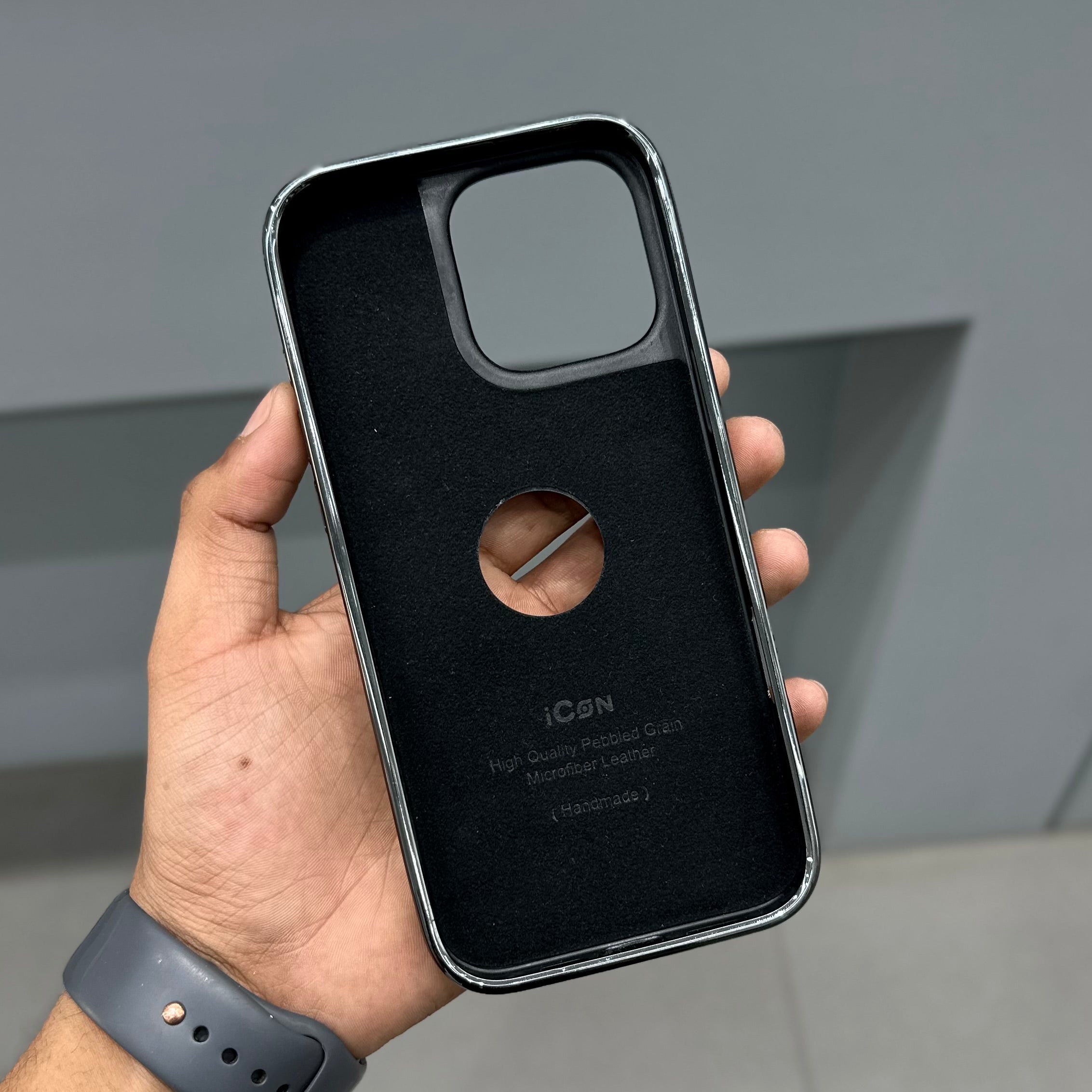 ICON LUXURIOUS CLASSIC SERIES - BLACK ( No. 3205 )