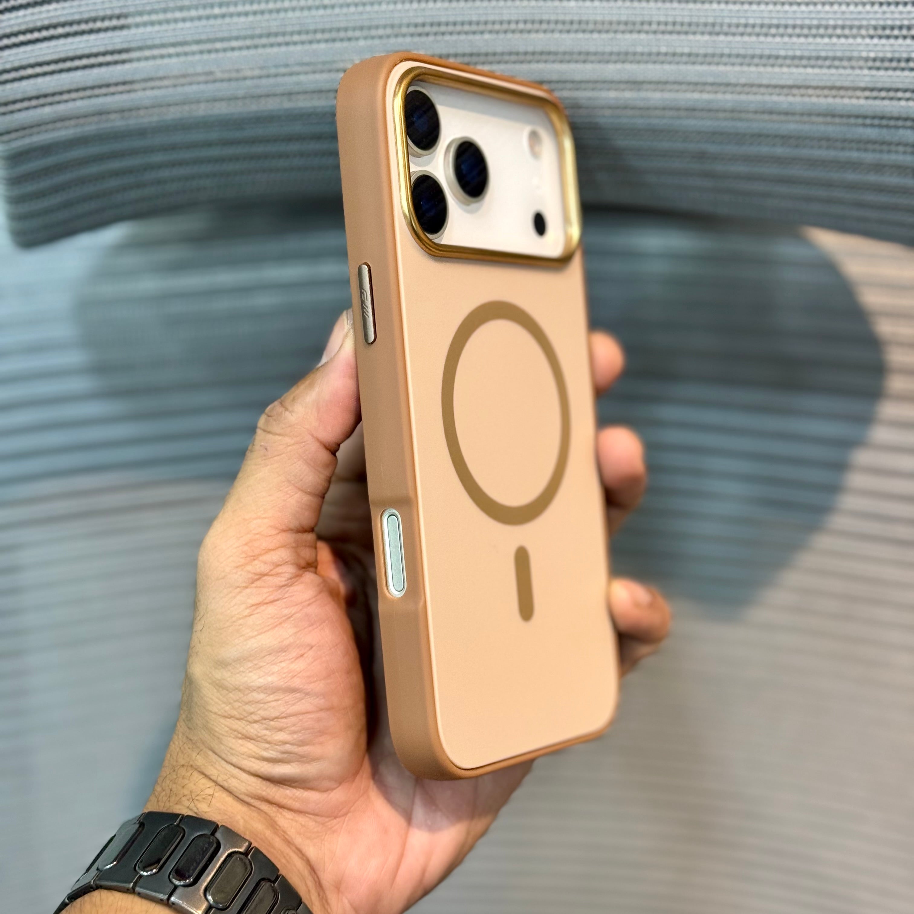 Protective Apple iPhone Back Cover - FurLuxe MagSafe iPhone 16 Pro Case - Style 6