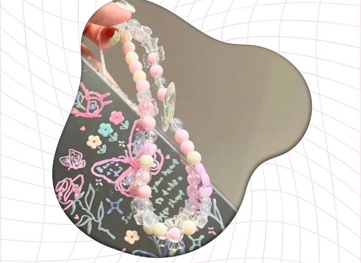 Butterfly Mirror Phone Case with Pop Socket & Charm Bracelet – Shockproof & Stylish for iPhone (TPU + Silicone)