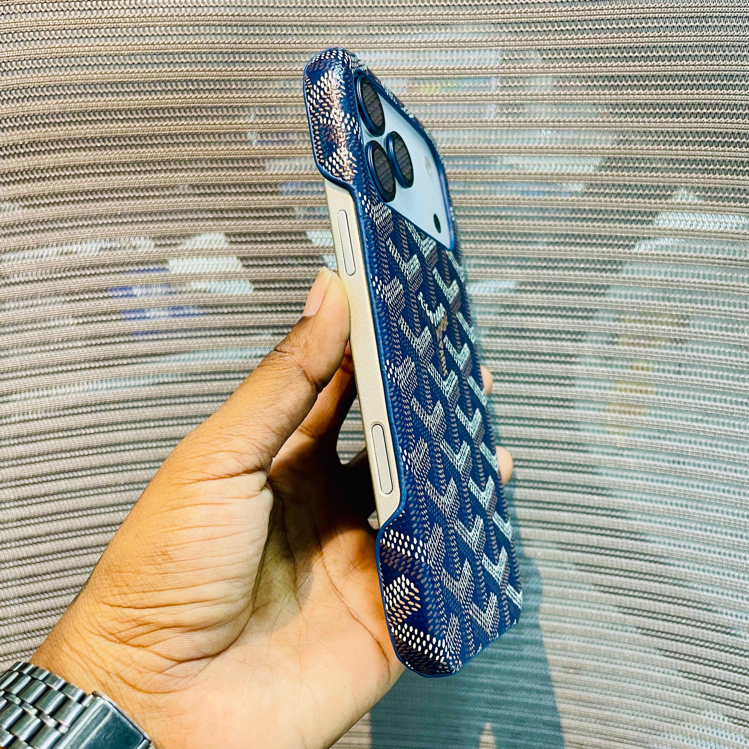 Luxe Printed Inner Fur iPhone 17 Pro Max Case