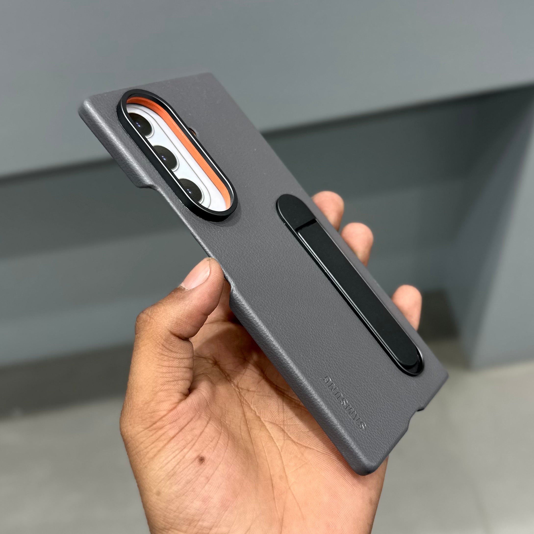 HONIK CASE WITH STAND SAM - GREY ( No. 3359 ) Mobile Case by CoverMeUp - Style 2