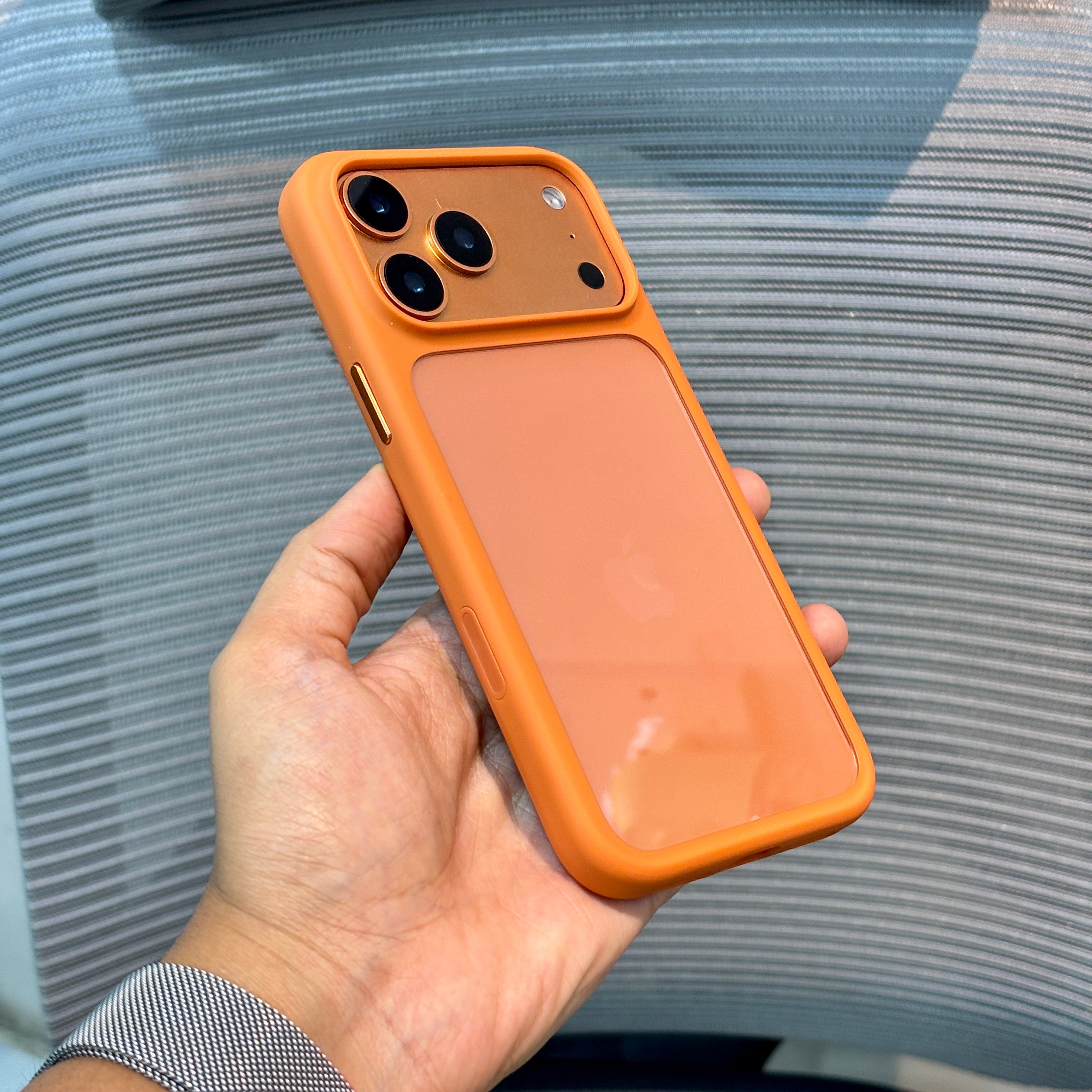 Protective Apple iPhone Back Cover - ClearEdge Color-Border iPhone 17 Pro Max Case - Style 2