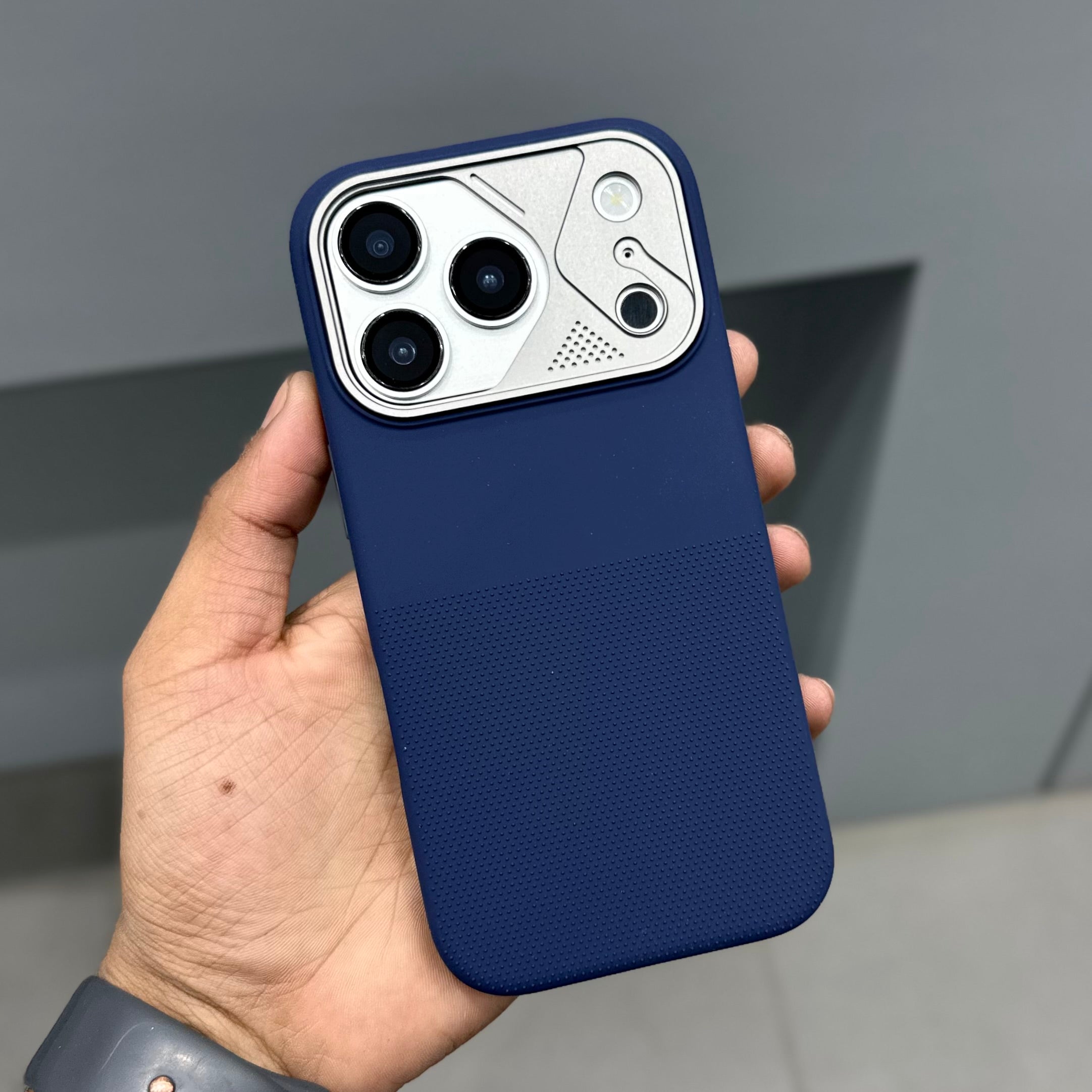 CMAQ IRON EDGE MAGSAFE CASE - BLUE GREY ( No. 2999 )