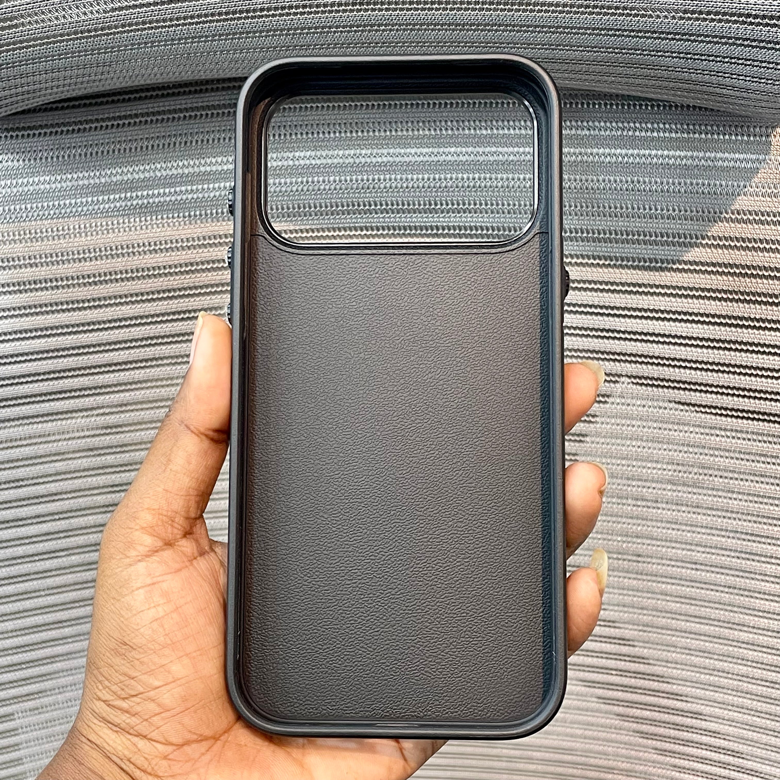 DiamondAura MagSafe iPhone 17 Pro Max Case
