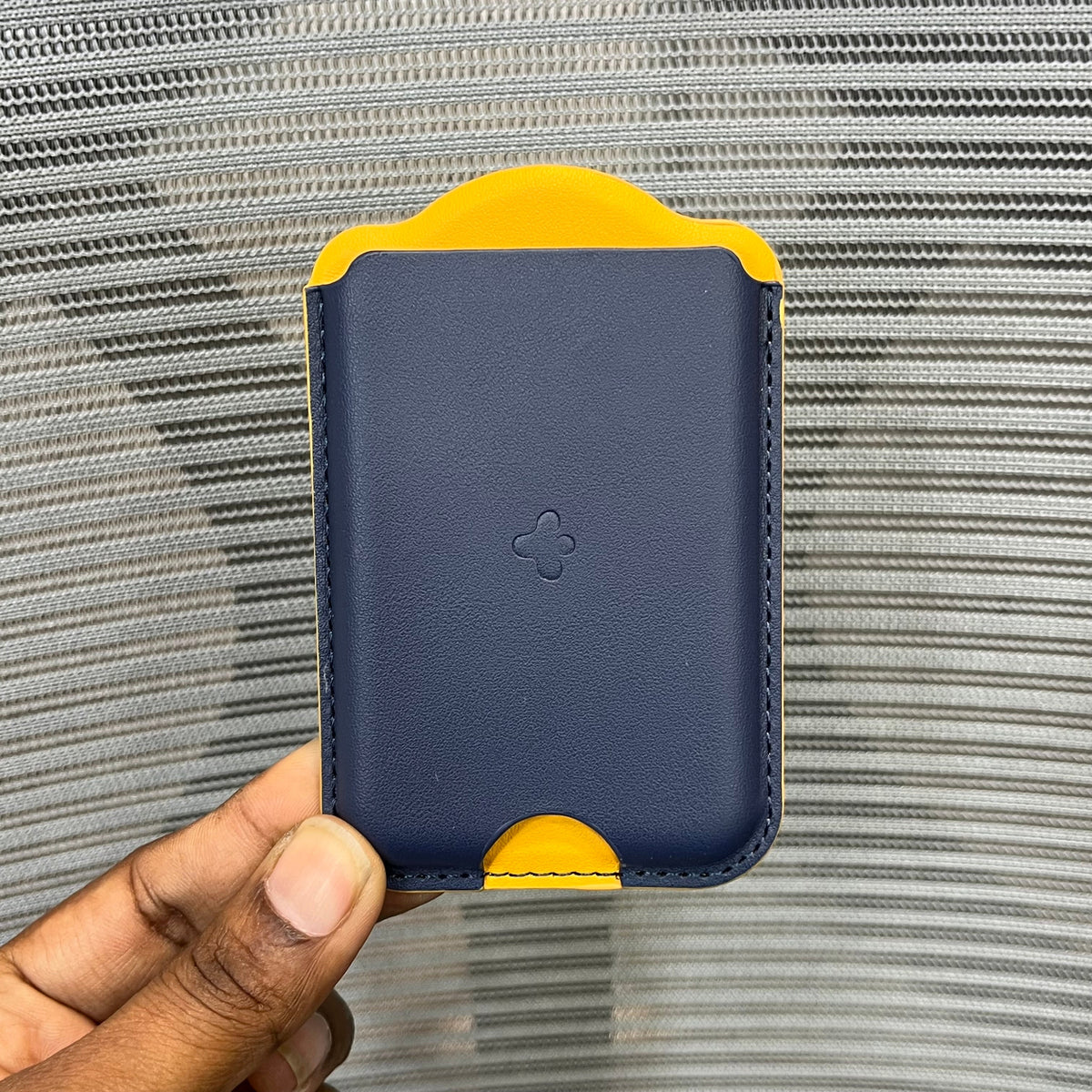 Nano Pop MagFit Leather Wallet