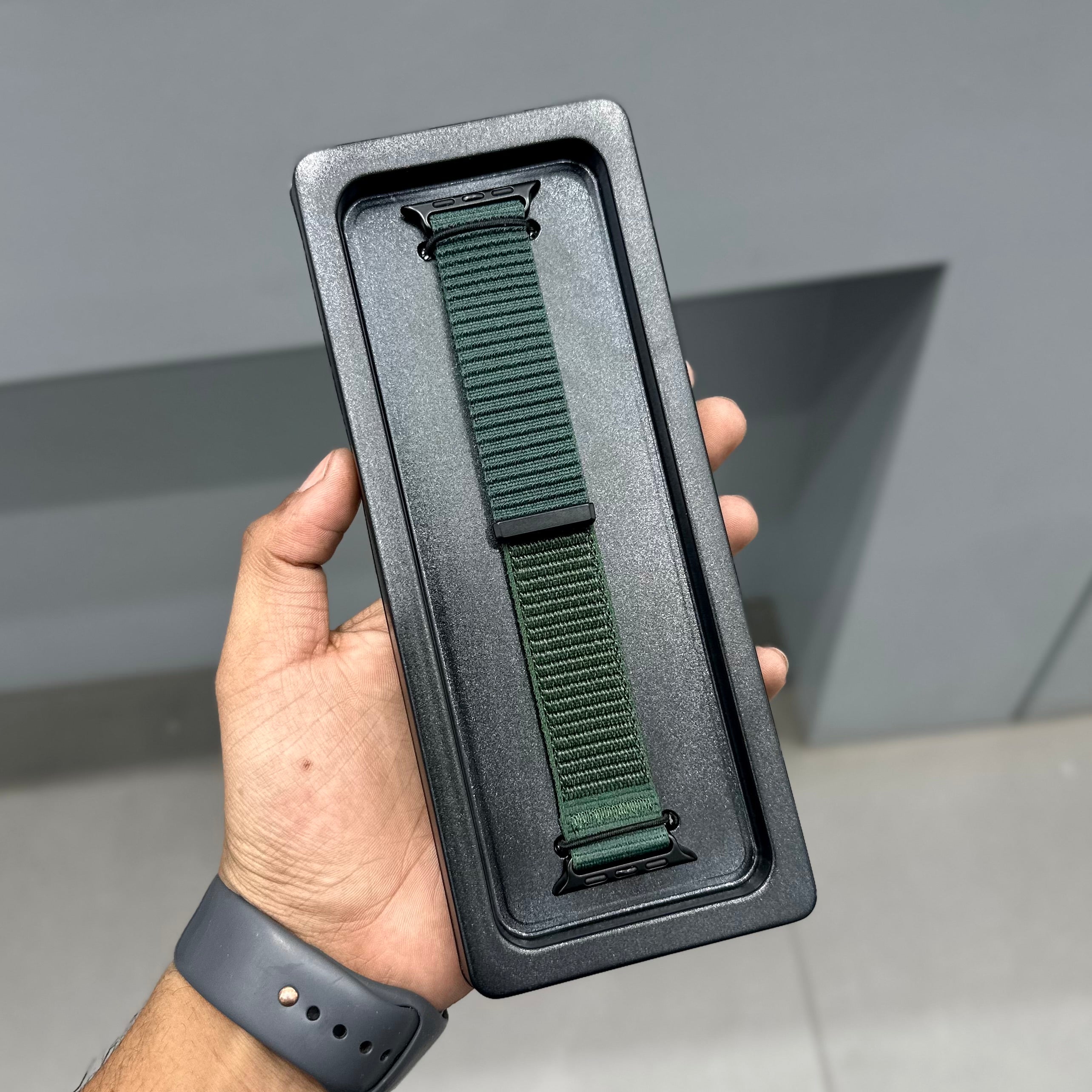 ACTIVE LOOP STRAP - GREEN ( No. 3149 ) Mobile Case by CoverMeUp
