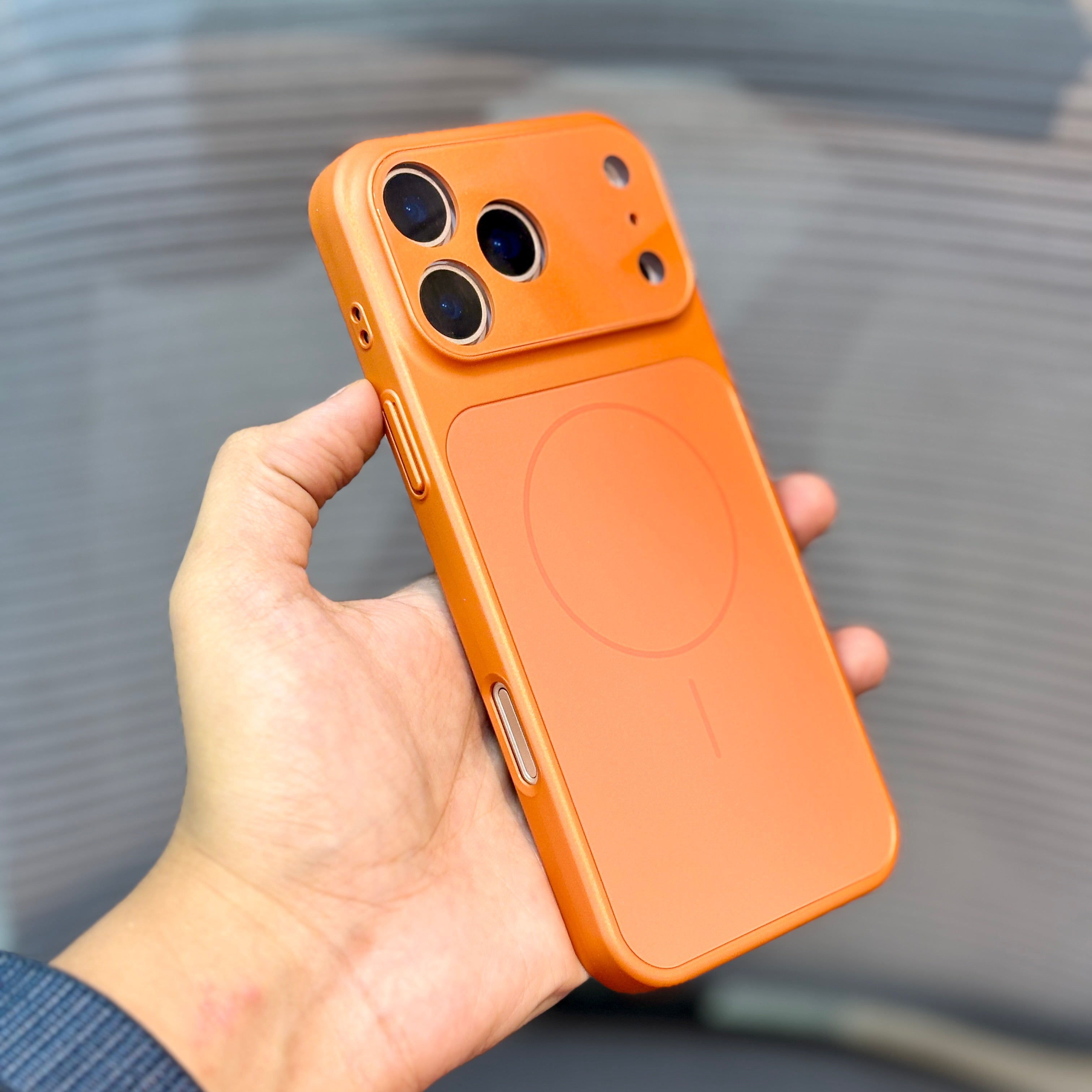 Protective Apple iPhone Back Cover - CoreGuard MagSafe iPhone 16 Series Case - Style 6