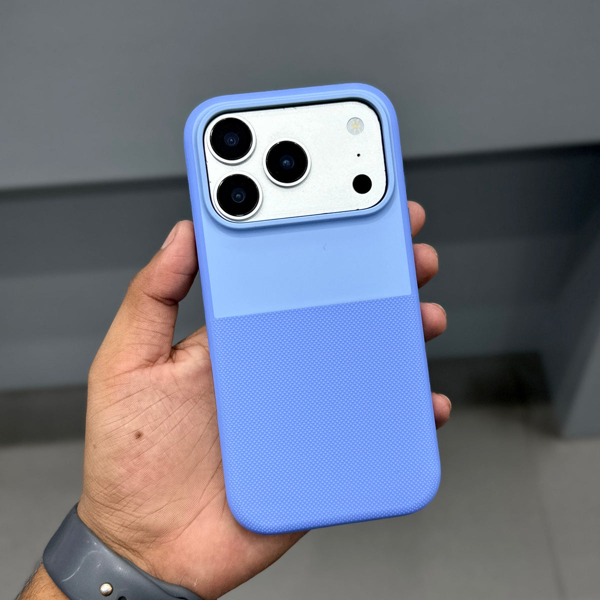 Buck Suiti Dot Case for iPhone 18 Series - sky blue