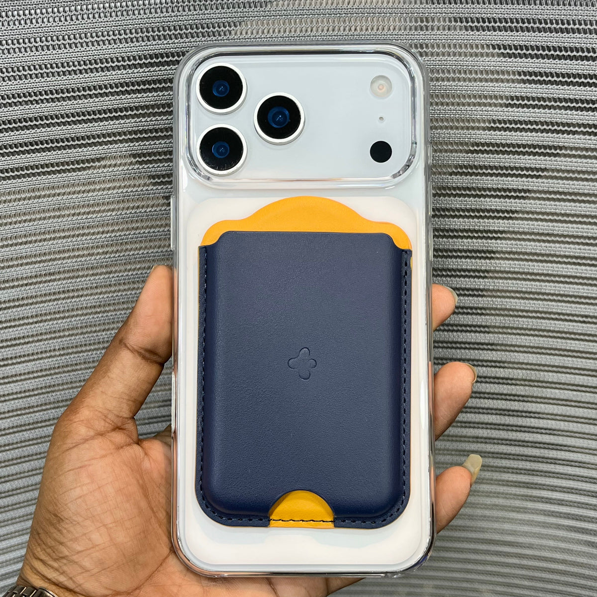 Nano Pop MagFit Leather Wallet
