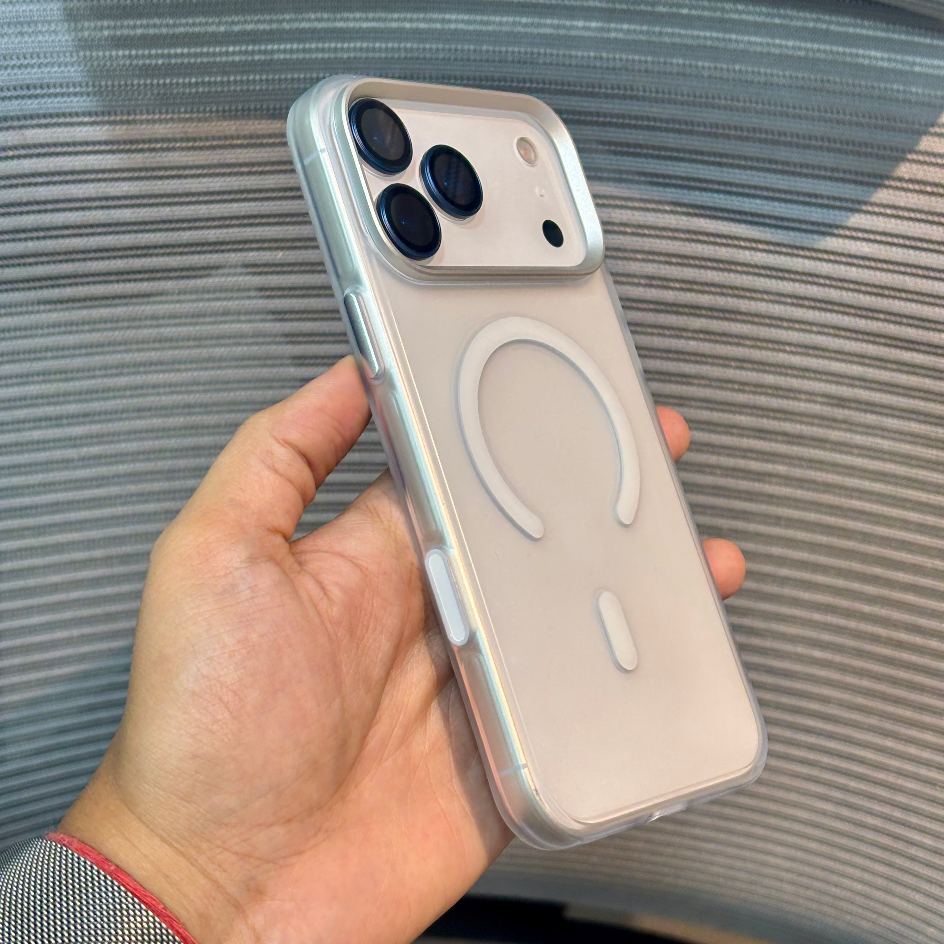 MatGuard MagSafe iPhone 17 Pro Max Case