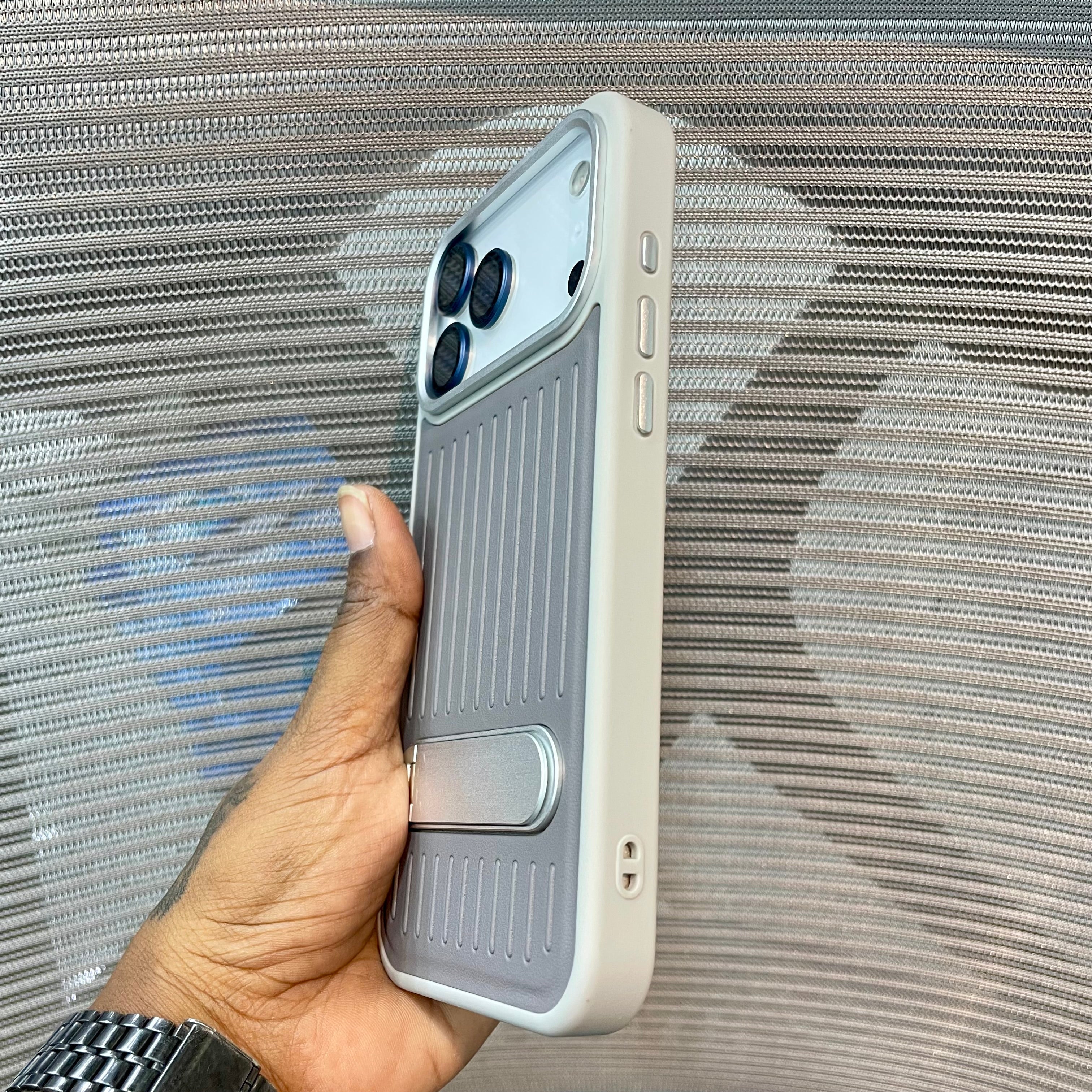 StripeVault Stand iPhone 17 Series Case