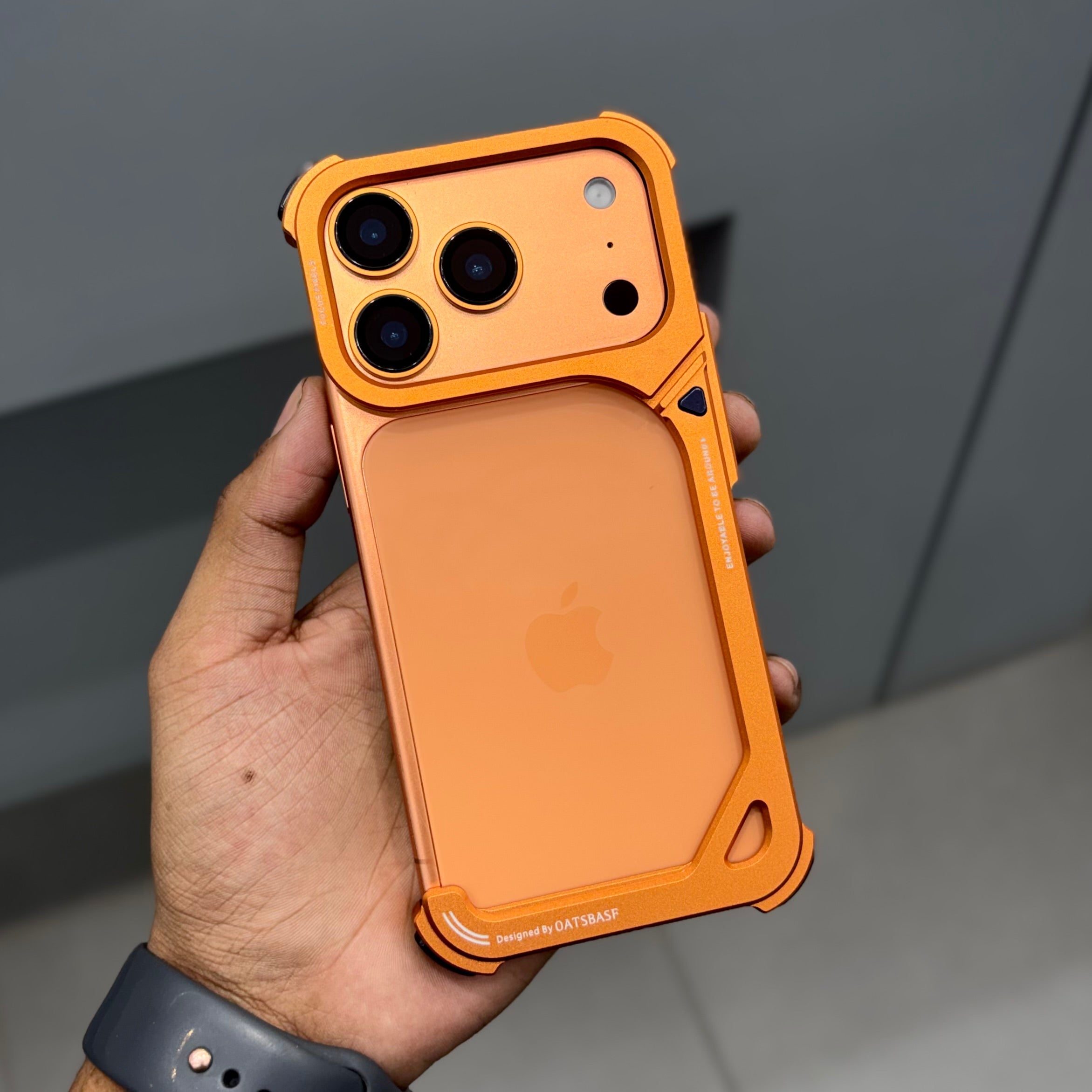 9 METAL CASE - ORANGE ( No. 2390 ) Mobile Case by CoverMeUp