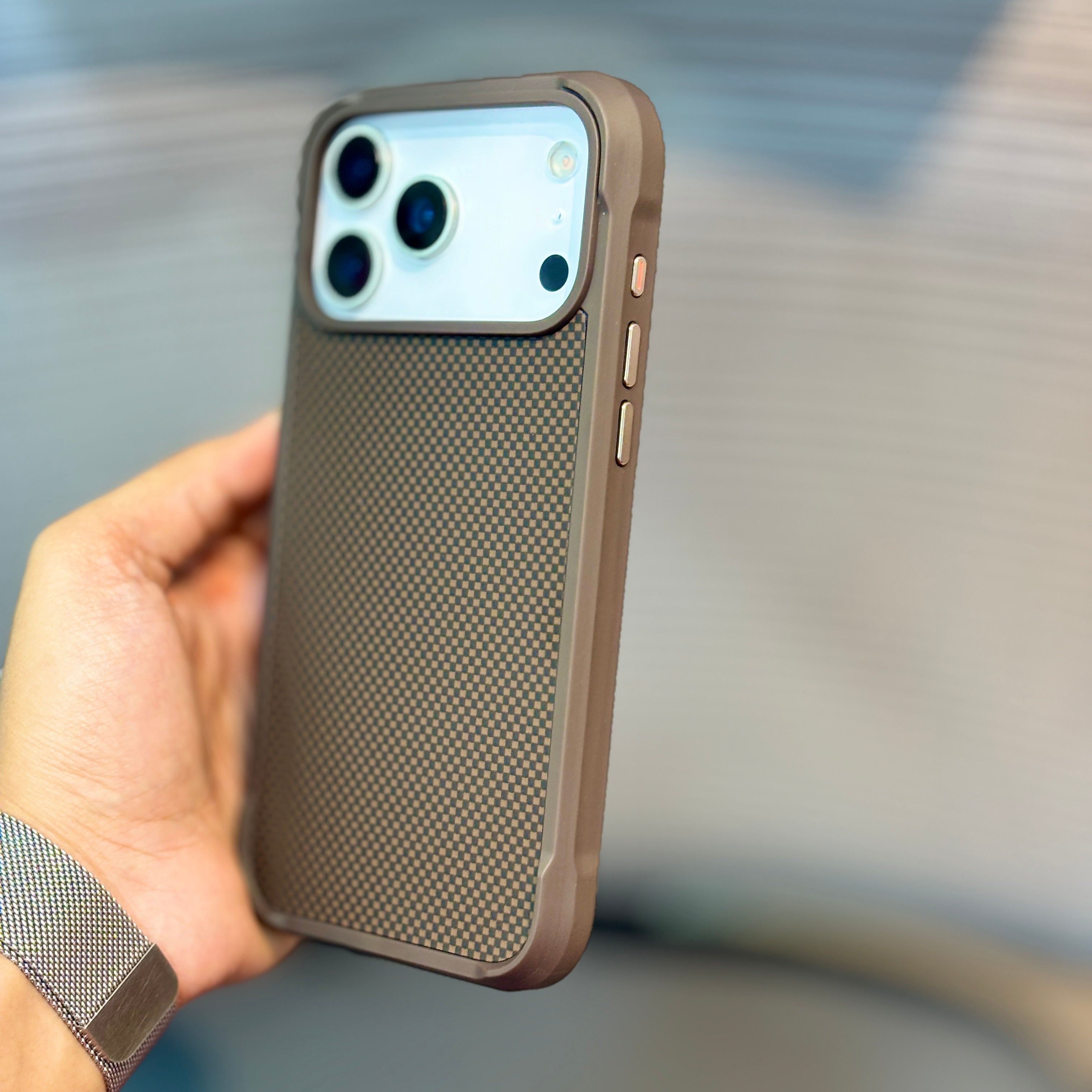 Protective Apple iPhone Back Cover - TitanShade Carbon MagSafe iPhone 16 Series Case - Style 3