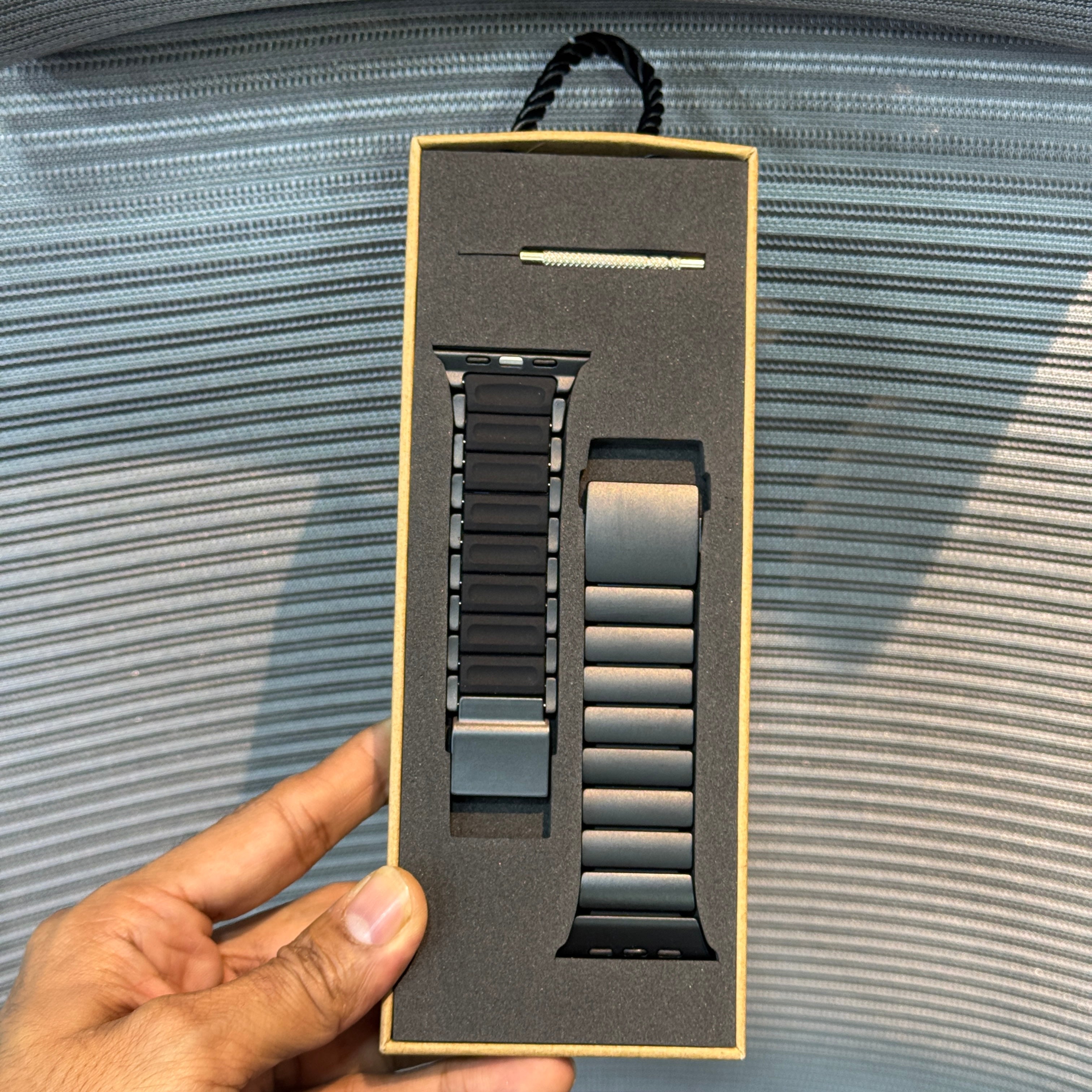 SteelFlex Metal Apple Watch Strap