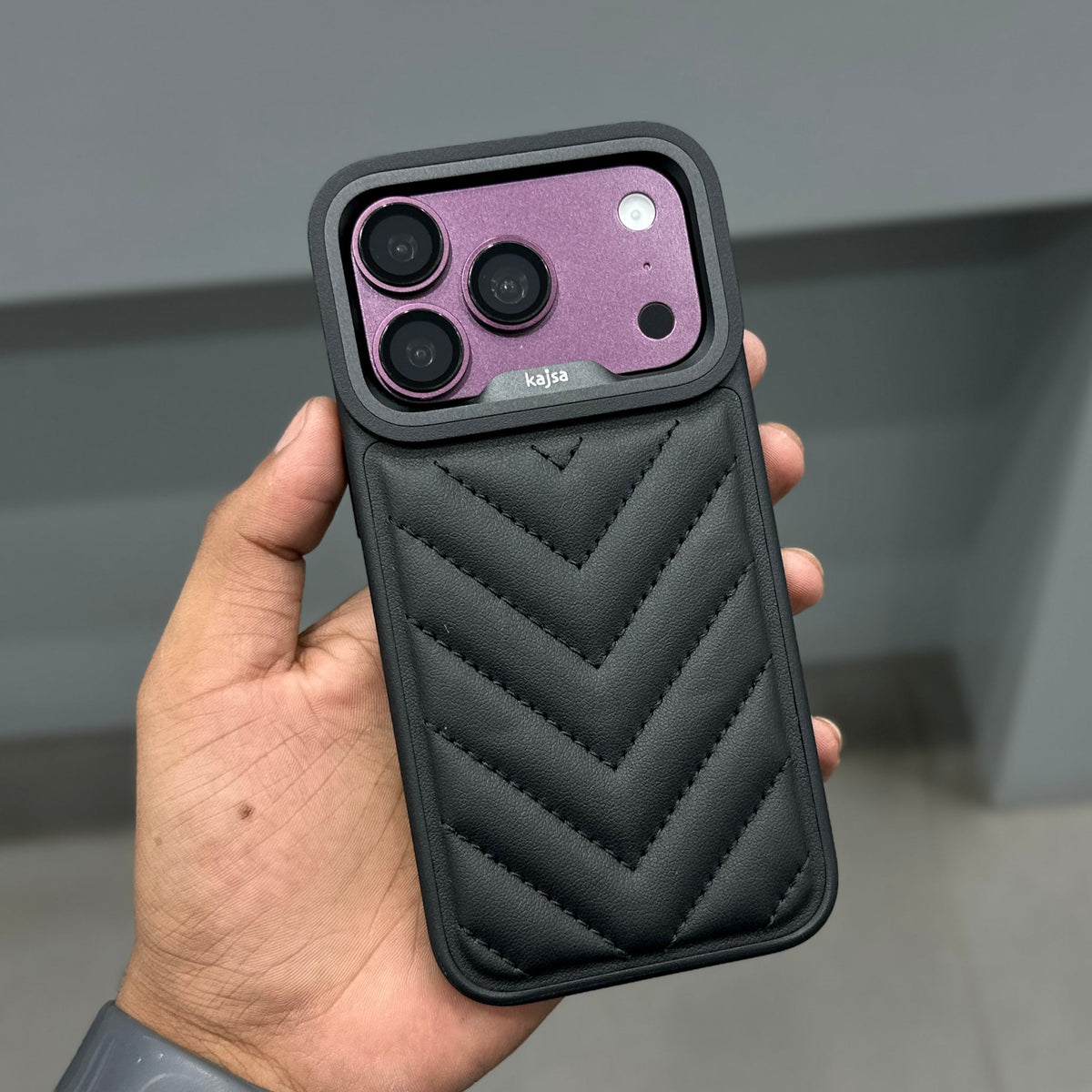 KAJSA VELVET ARMOR BLACK CASE ( No. 3964 )