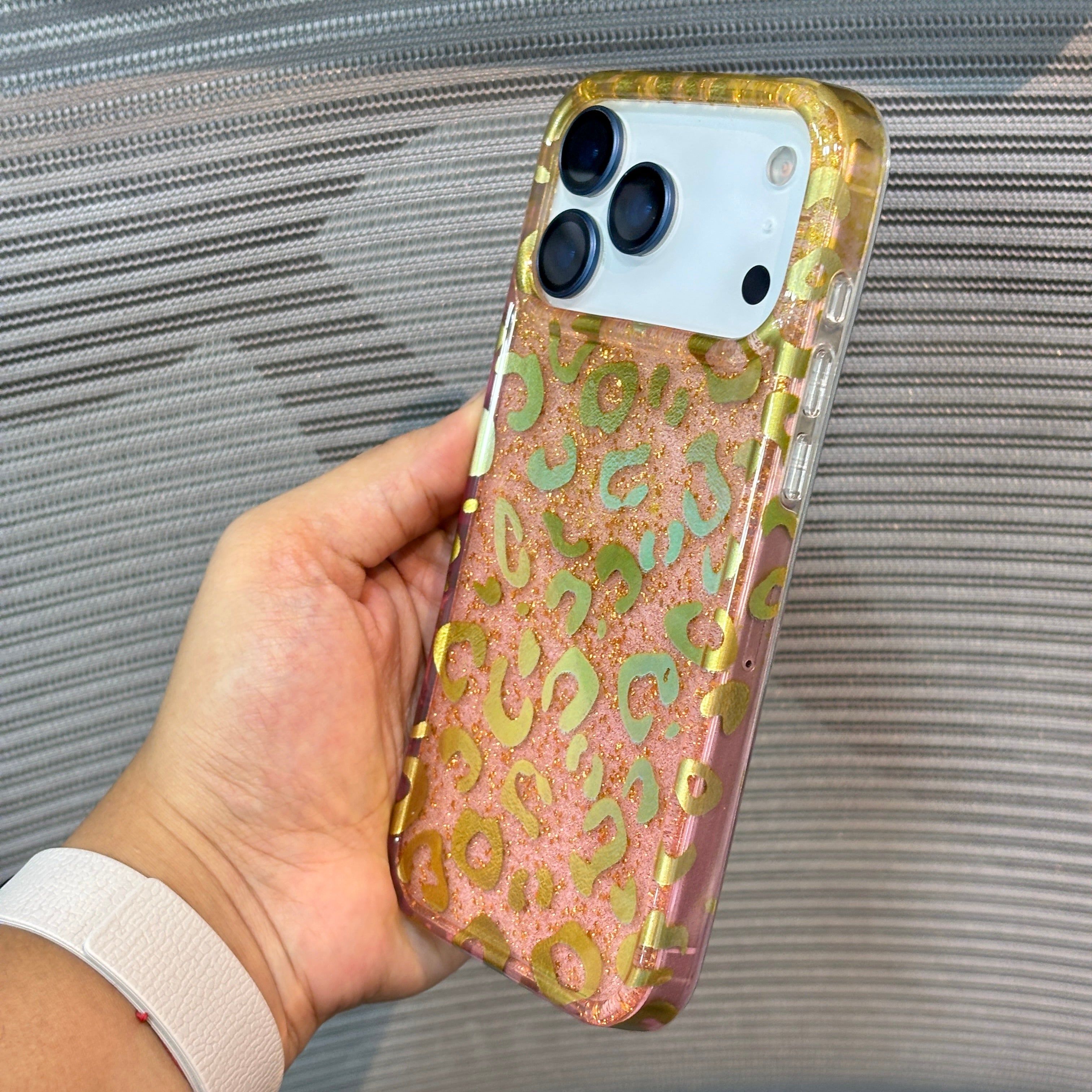 CheetahGlow Glitter iPhone 17 Series Case