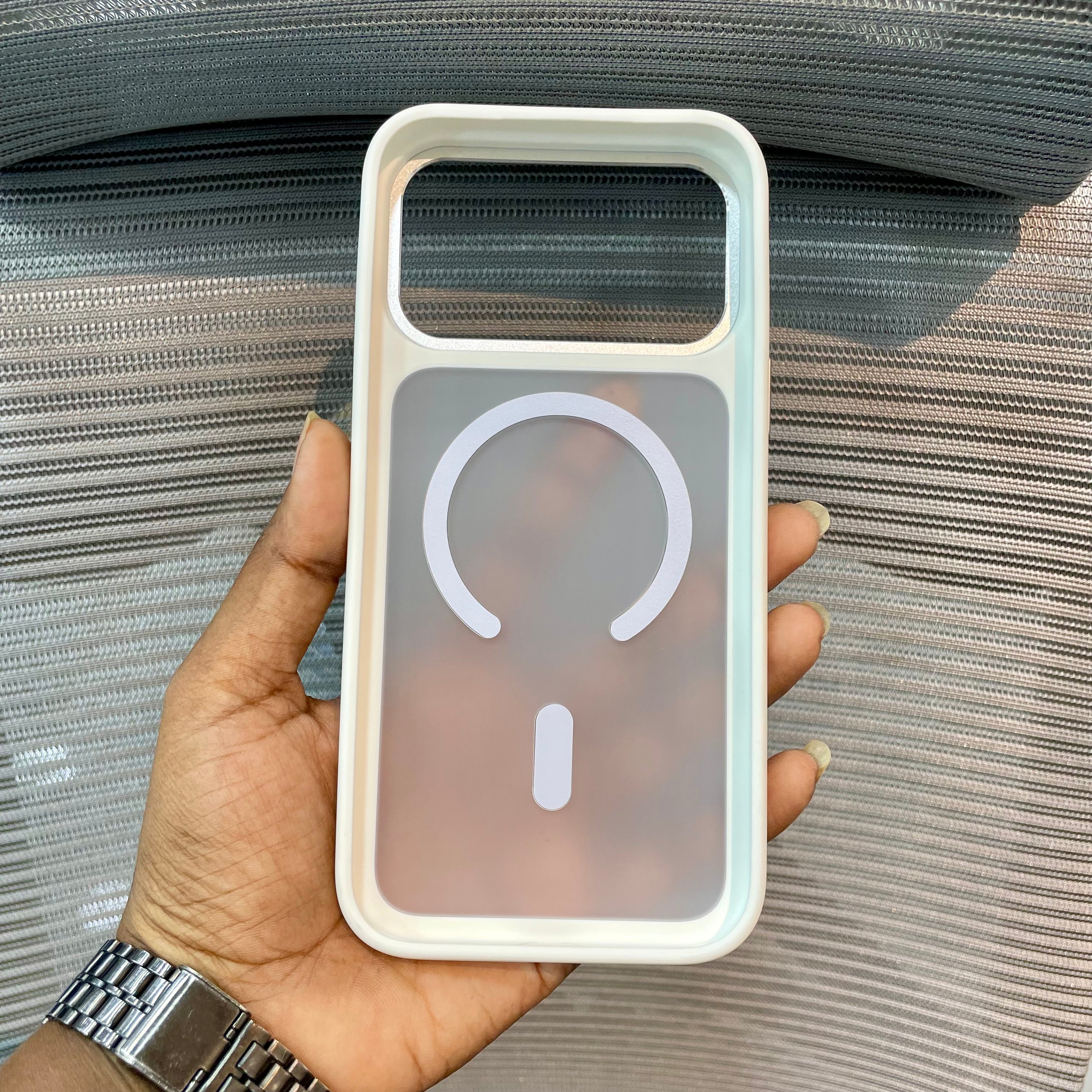 EdgeTint MagSafe iPhone 17 Pro Max Case