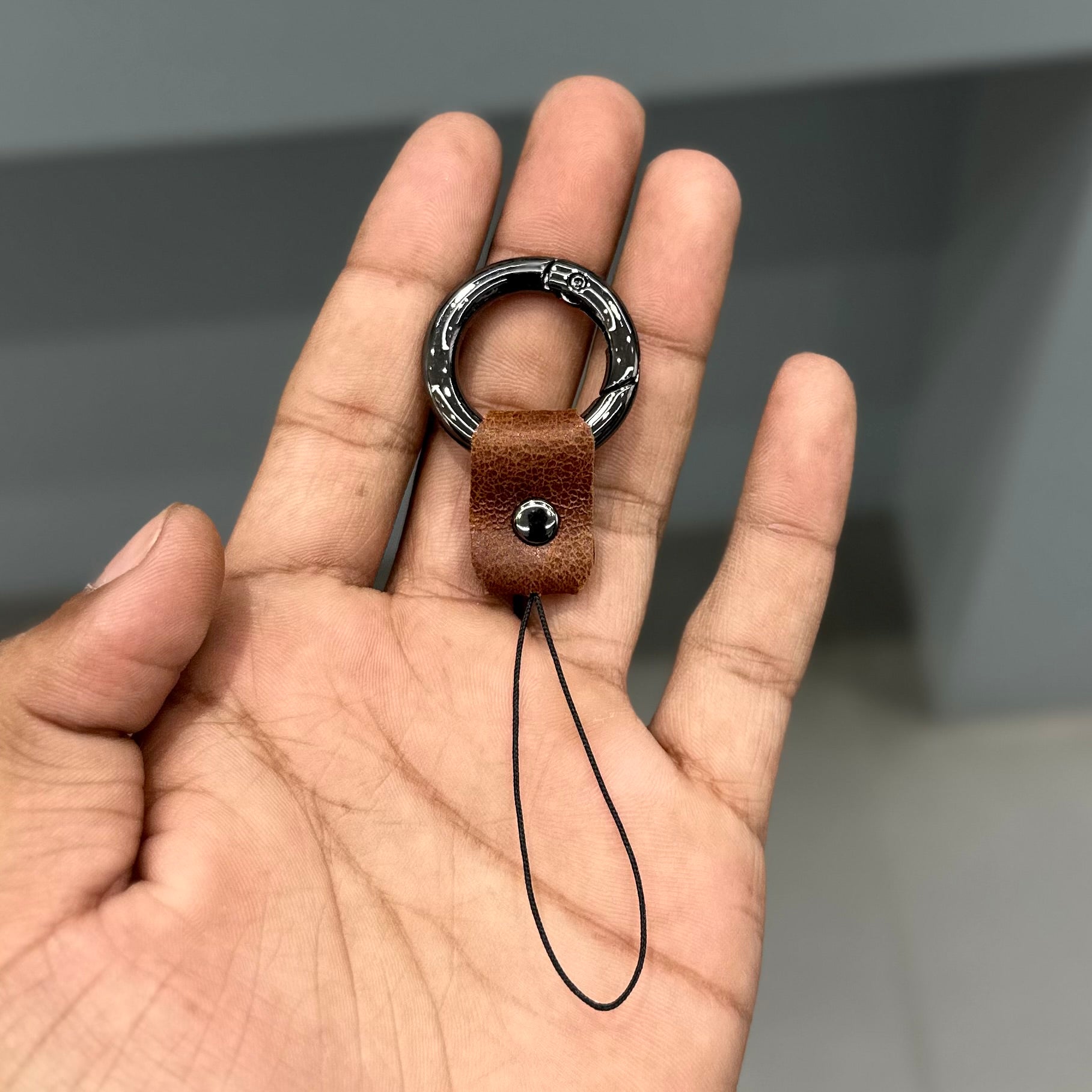 ONE GIF AIRPODS CASE - BROWN ( No. 3431 )