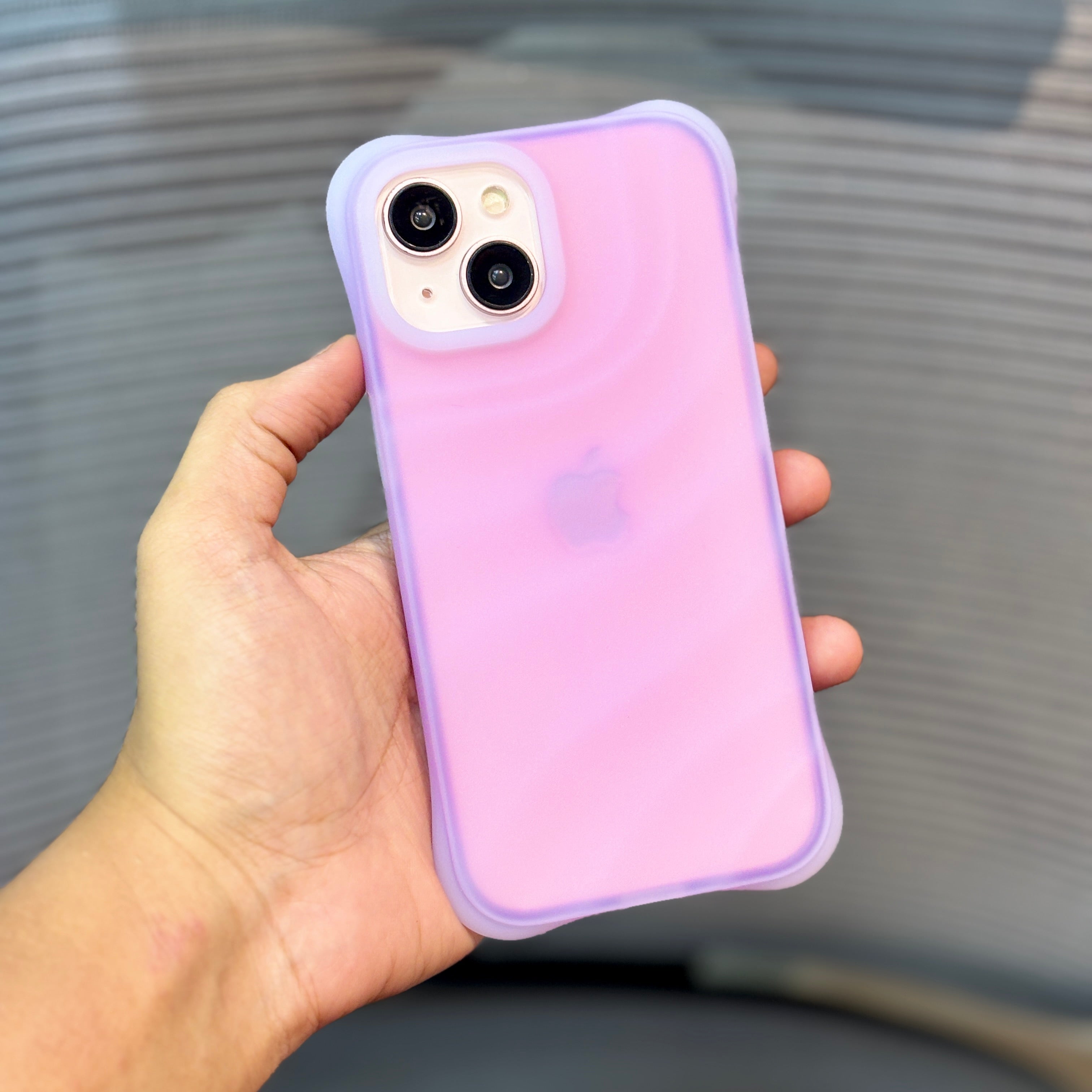 Protective Apple iPhone Back Cover - WaveLuxe iPhone 16 Series Case - Style 2