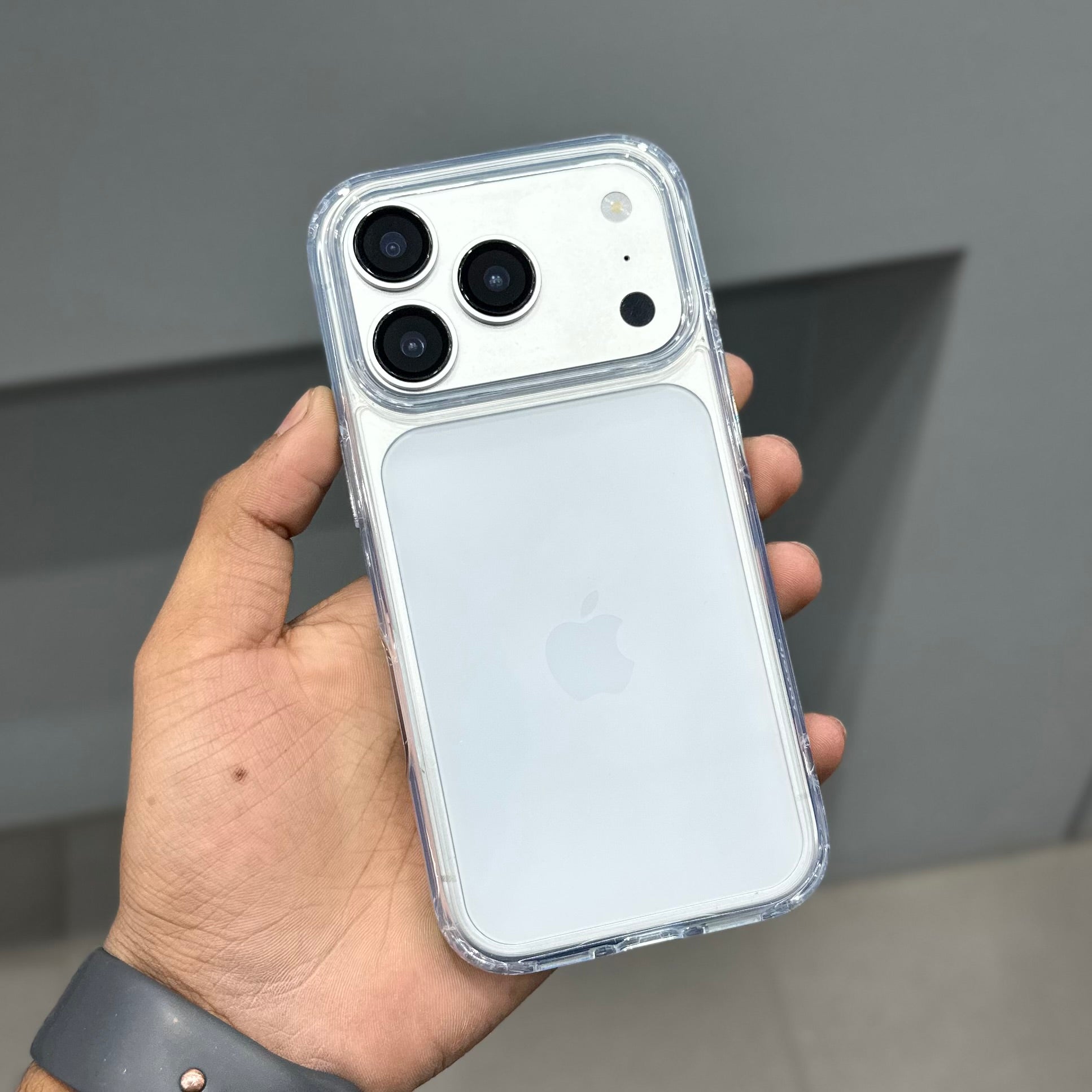 NY CLEAR CASE ( No. 2978 )