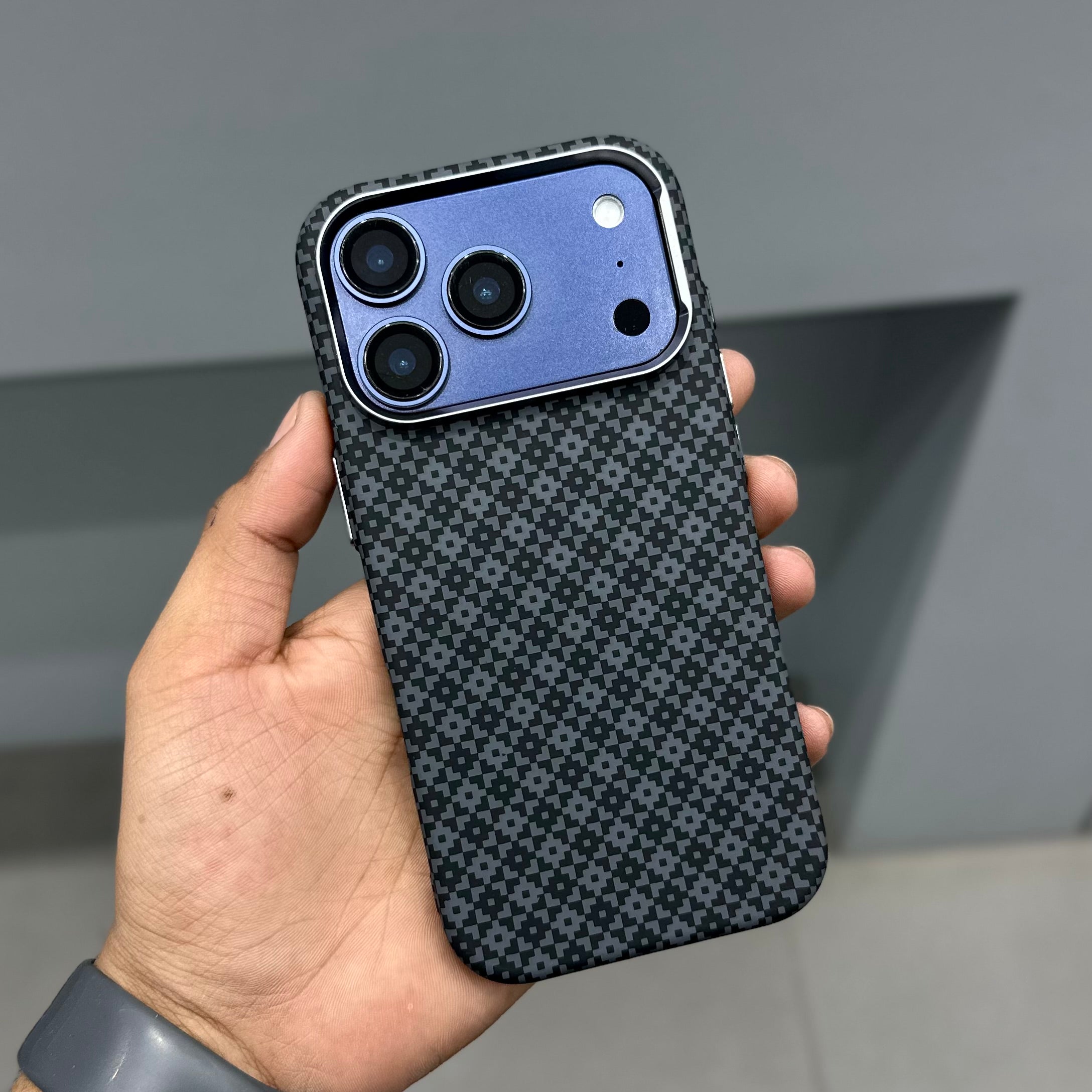 LUXO CARBON CASE -BLACK CROX ( No. 3159 ) Mobile Case by CoverMeUp - Style 3
