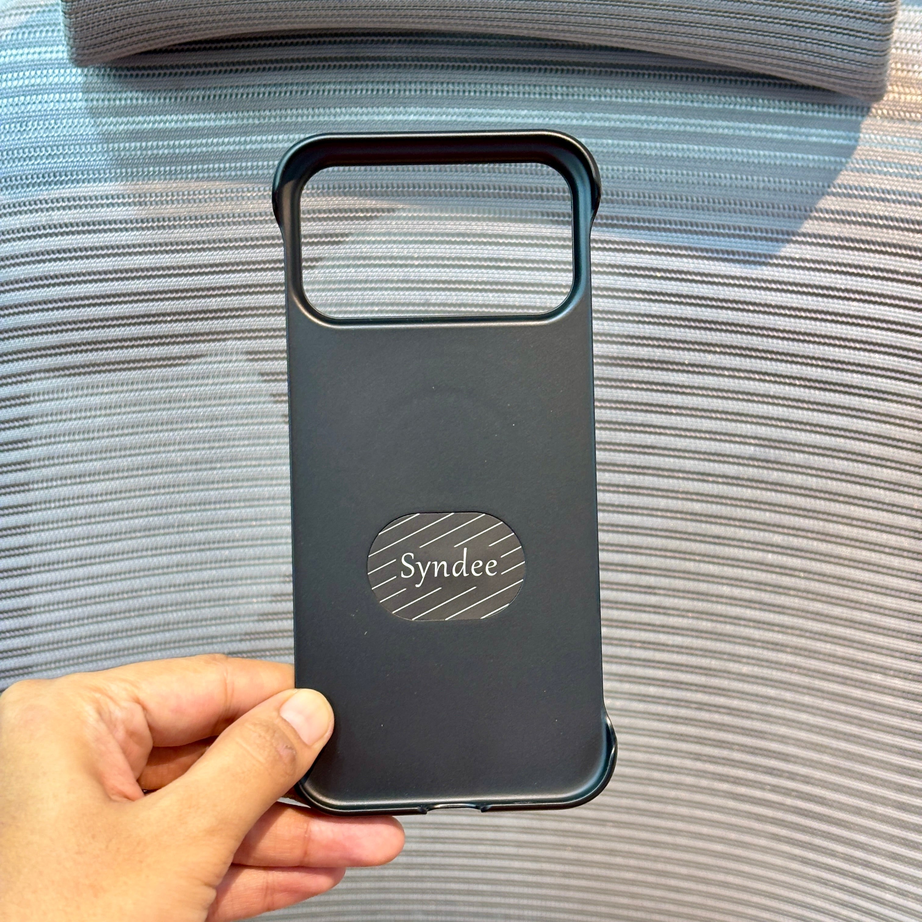 Axis Stand MagSafe iPhone 17 Series Case