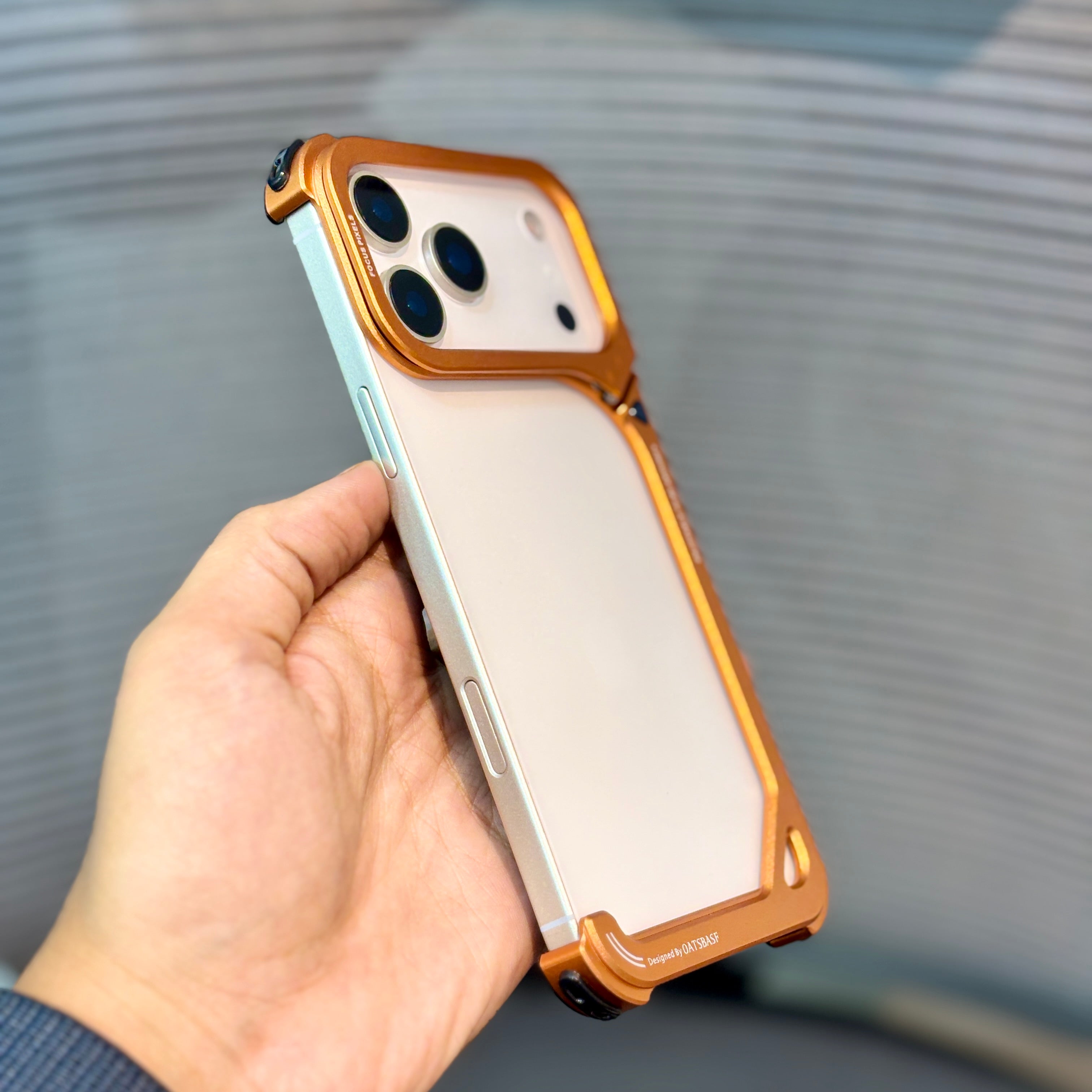 Protective Apple iPhone Back Cover - ShowCase Metal Bumper Stand iPhone 17 Pro Case - Style 2