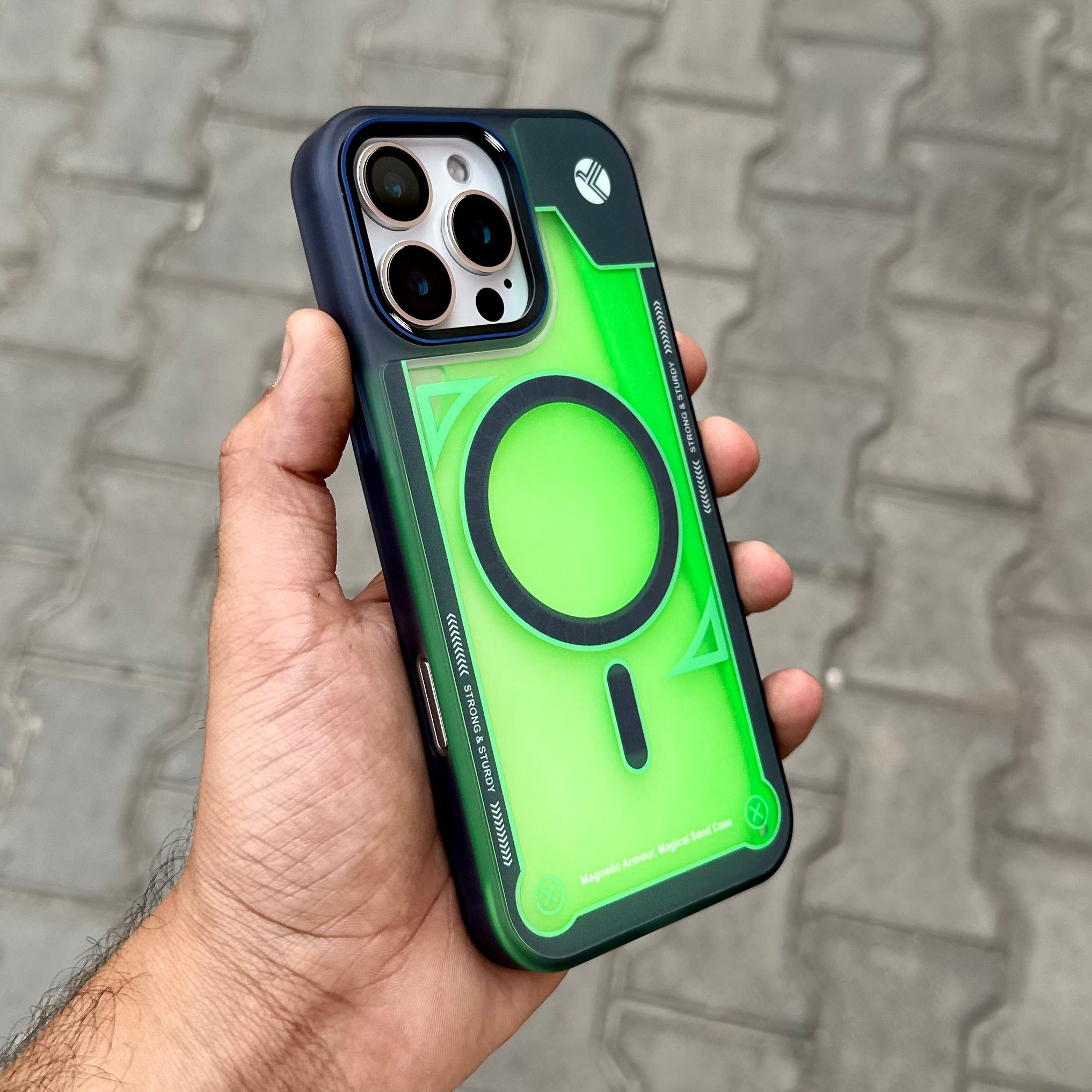 Grafix Sand Floting Case With Magsafe-Green ( No. 1806 ) Mobile Case by CoverMeUp - Style 3