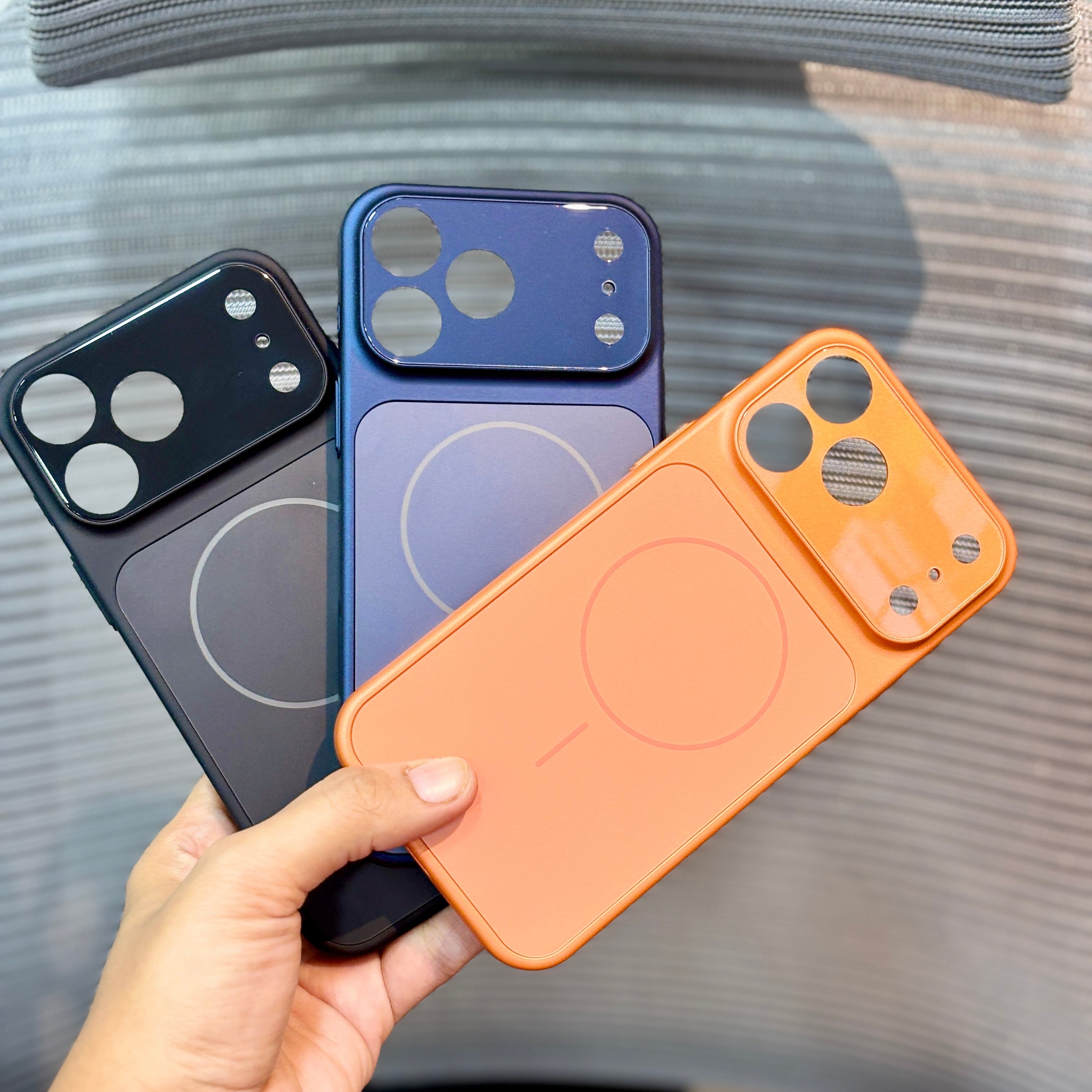 Protective Apple iPhone Back Cover - CoreGuard MagSafe iPhone 16 Series Case - Style 11