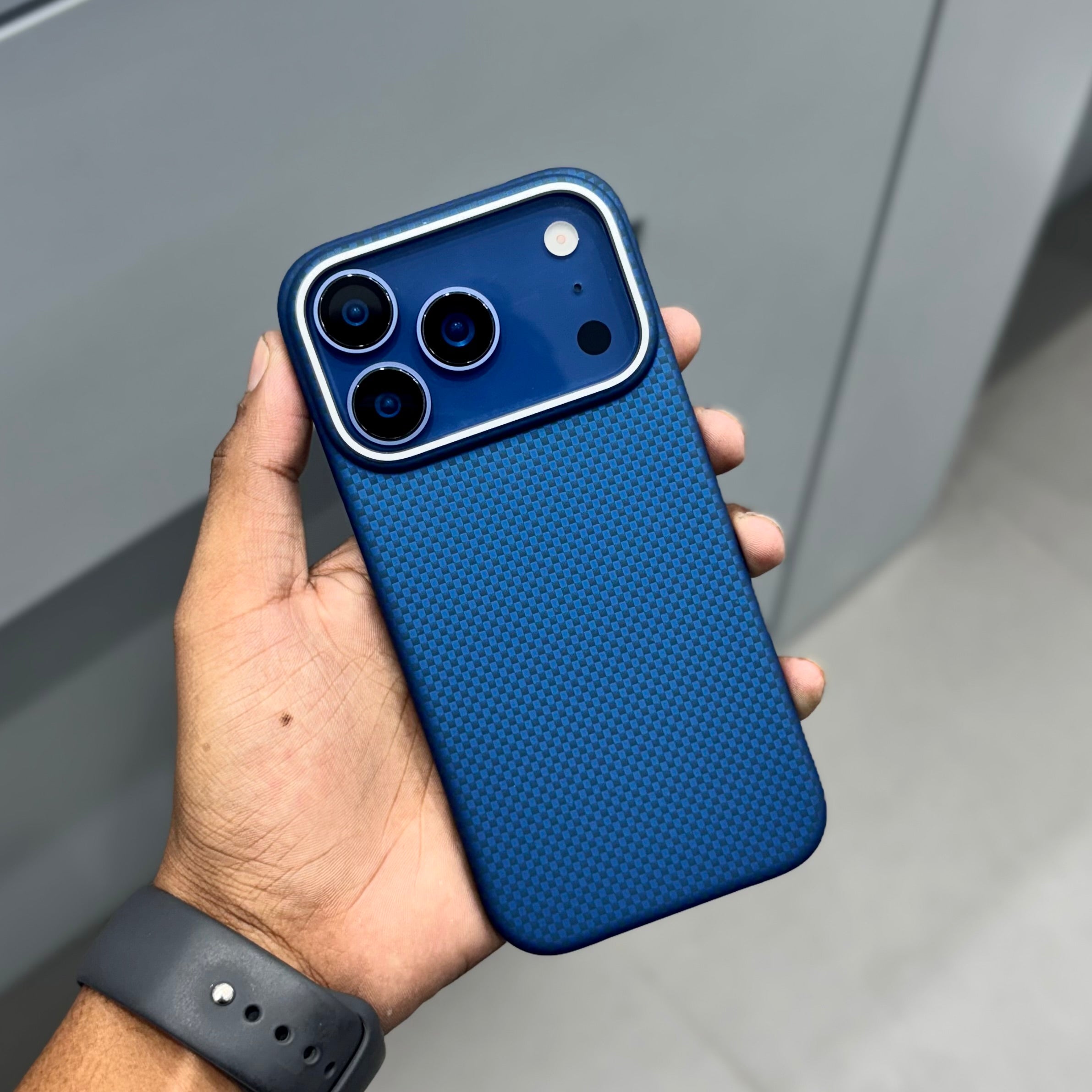 Face Design Carbon Case with Magsafe ( No. 2037 ) 17 Series-Blue Mobile Case by CoverMeUp