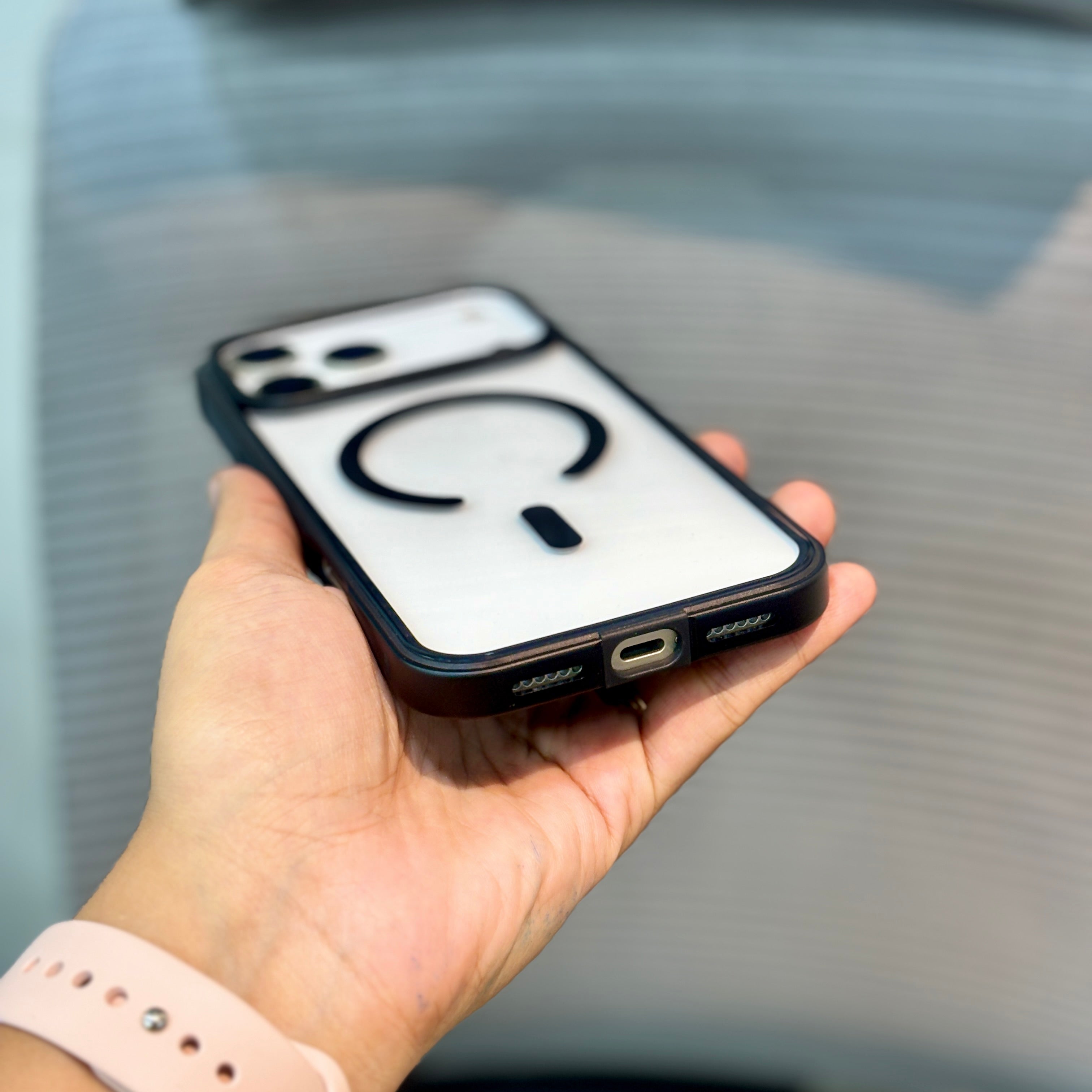 Protective Apple iPhone Back Cover - LumiFrame MagSafe iPhone 17 Case - Style 4