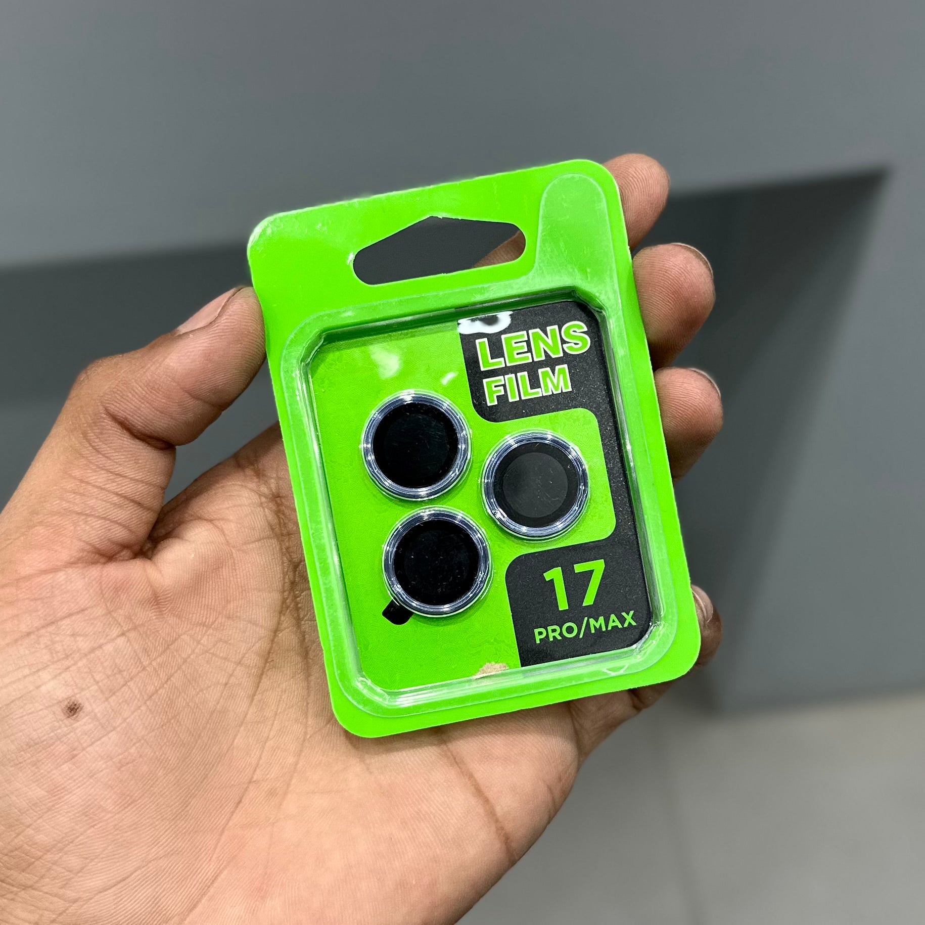 G CAMERA RINGS 17 PRO -17 PRO MAX ( No. 2896 ) Mobile Case by CoverMeUp - Style 2