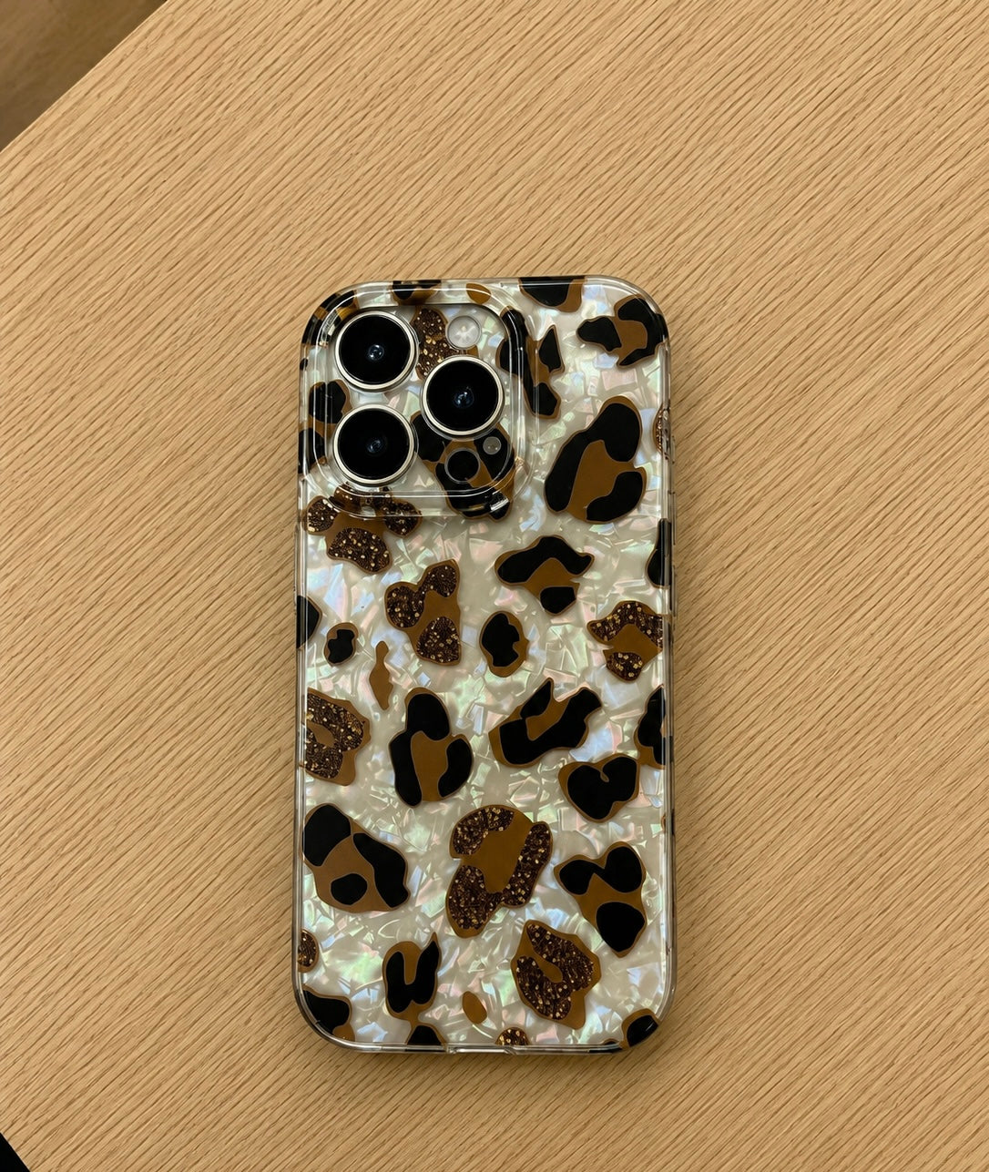 Leopard Pattern Case For iPhone16 Pro Max (Brown)