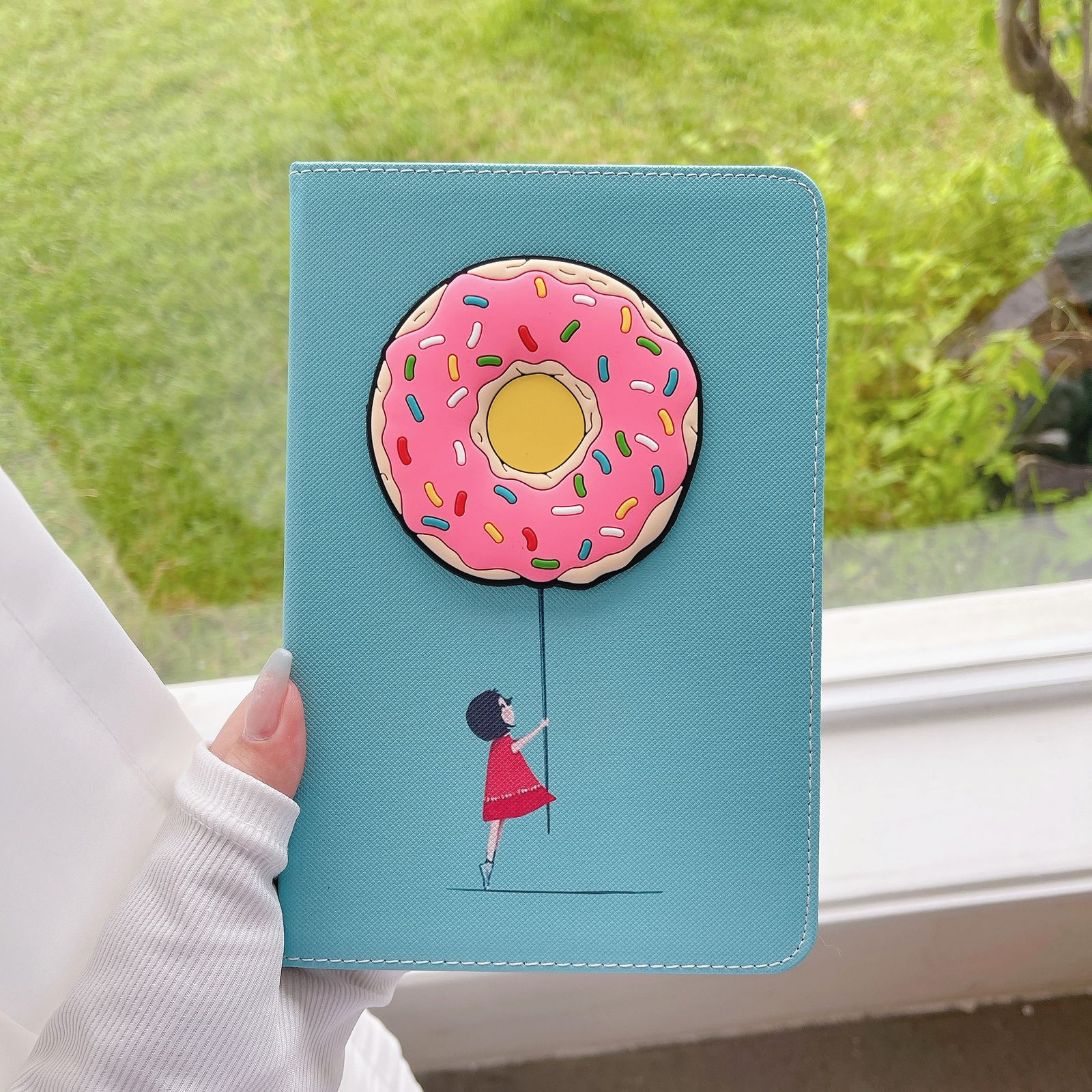 3D Donut Designer  PU Leather Finish Black Foldable Flip Case for iPad 10.9 (Air4 & Air5) / Pro 11 inches
