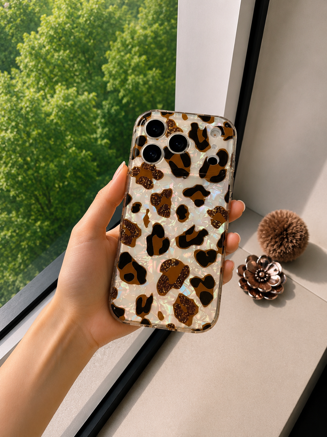 Leopard Pattern Case For iPhone17 Pro Max (Brown)