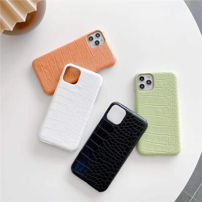 Protective Apple iPhone Back Cover - iPhone Luxury Crocodile Leather Hard Phone Case Cover With Custom Name Initial - Style 5