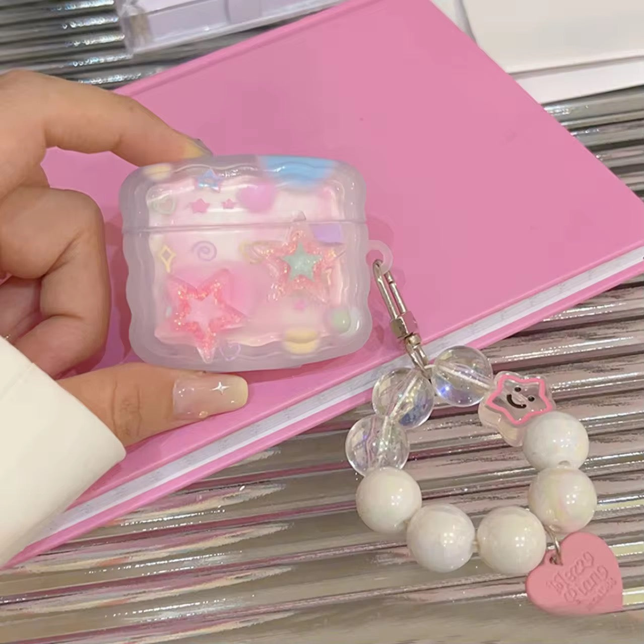 Cute Pink Stars Wavy Silicone Airpod With Lanyard