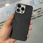 Protective Apple iPhone Back Cover - SooPii Kevlar Carbon Fibre Ultra Slim Case for iPhone 16 Pro - Style 2