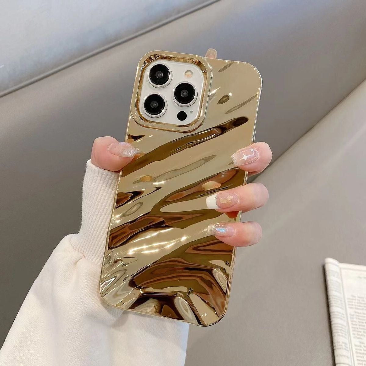 Protective Apple iPhone Back Cover - New Golden Winkle 3D Glossy Textured iPhone Ripple Soft Silicone Case